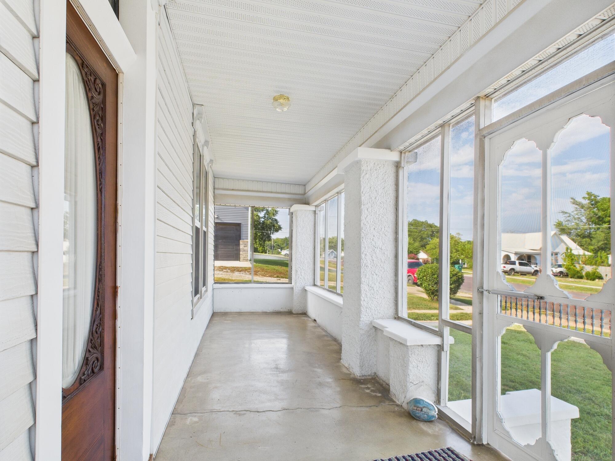 611 Cedar Avenue Property Photo 13