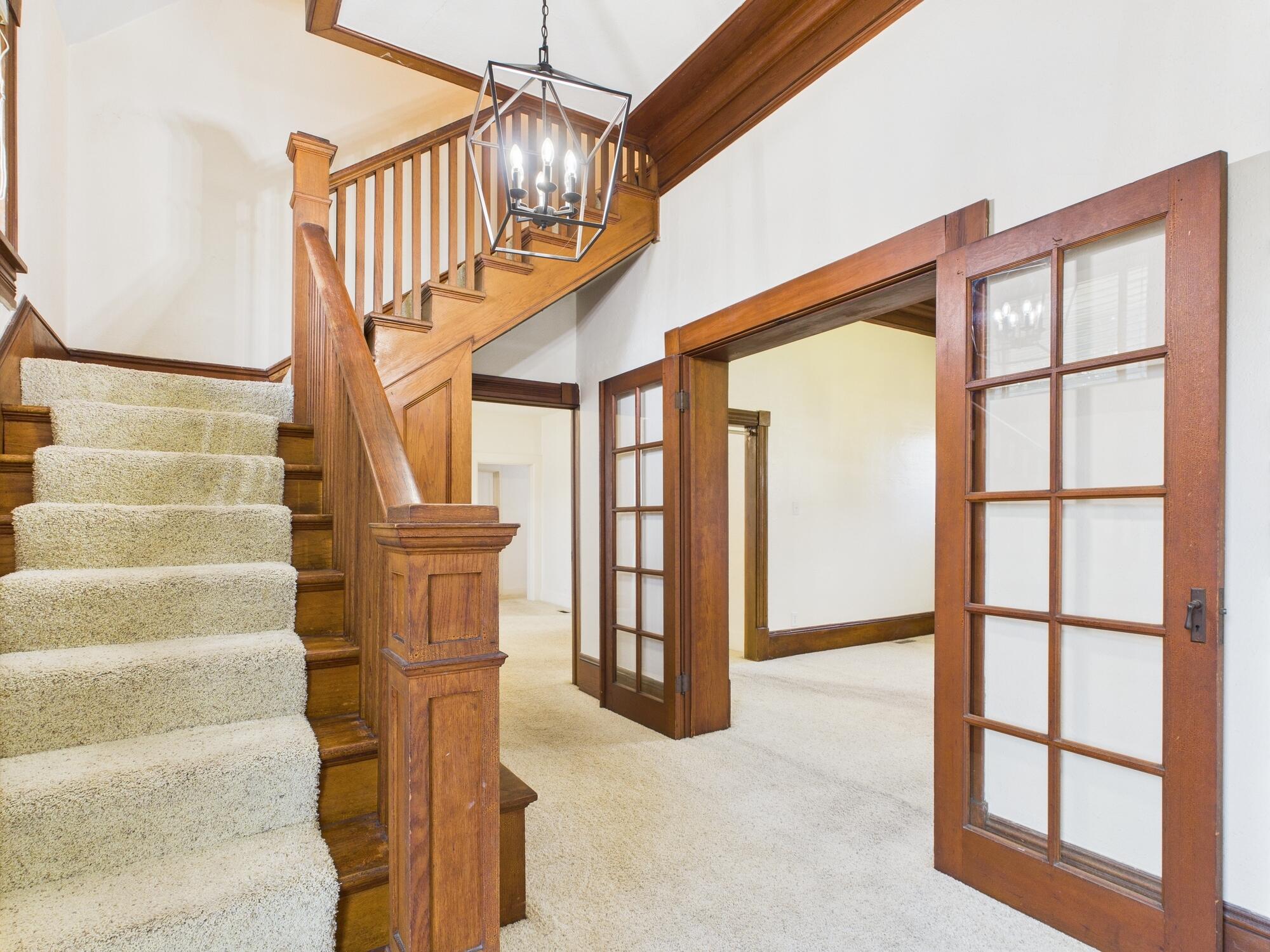 611 Cedar Avenue Property Photo 16