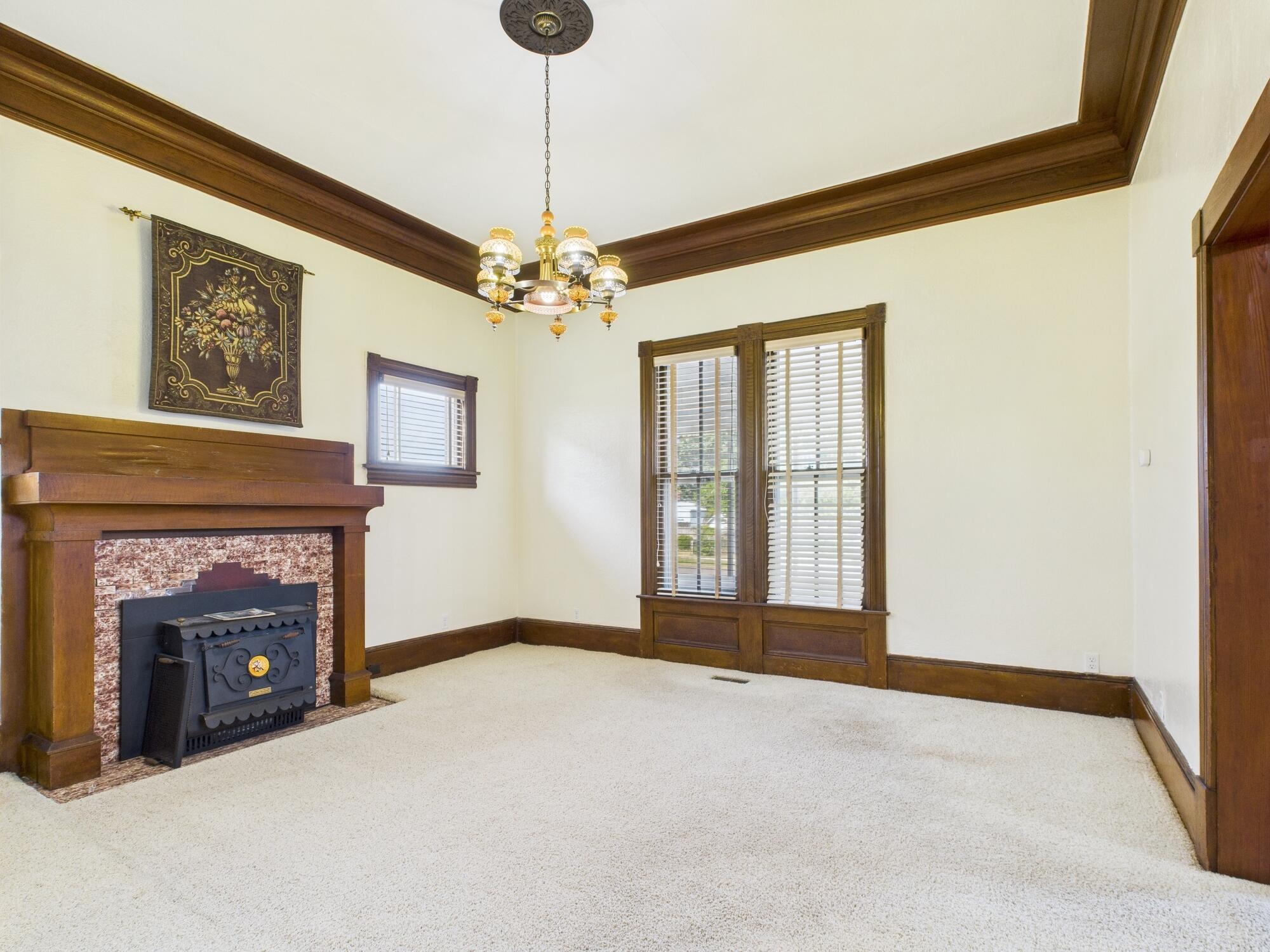611 Cedar Avenue Property Photo 21