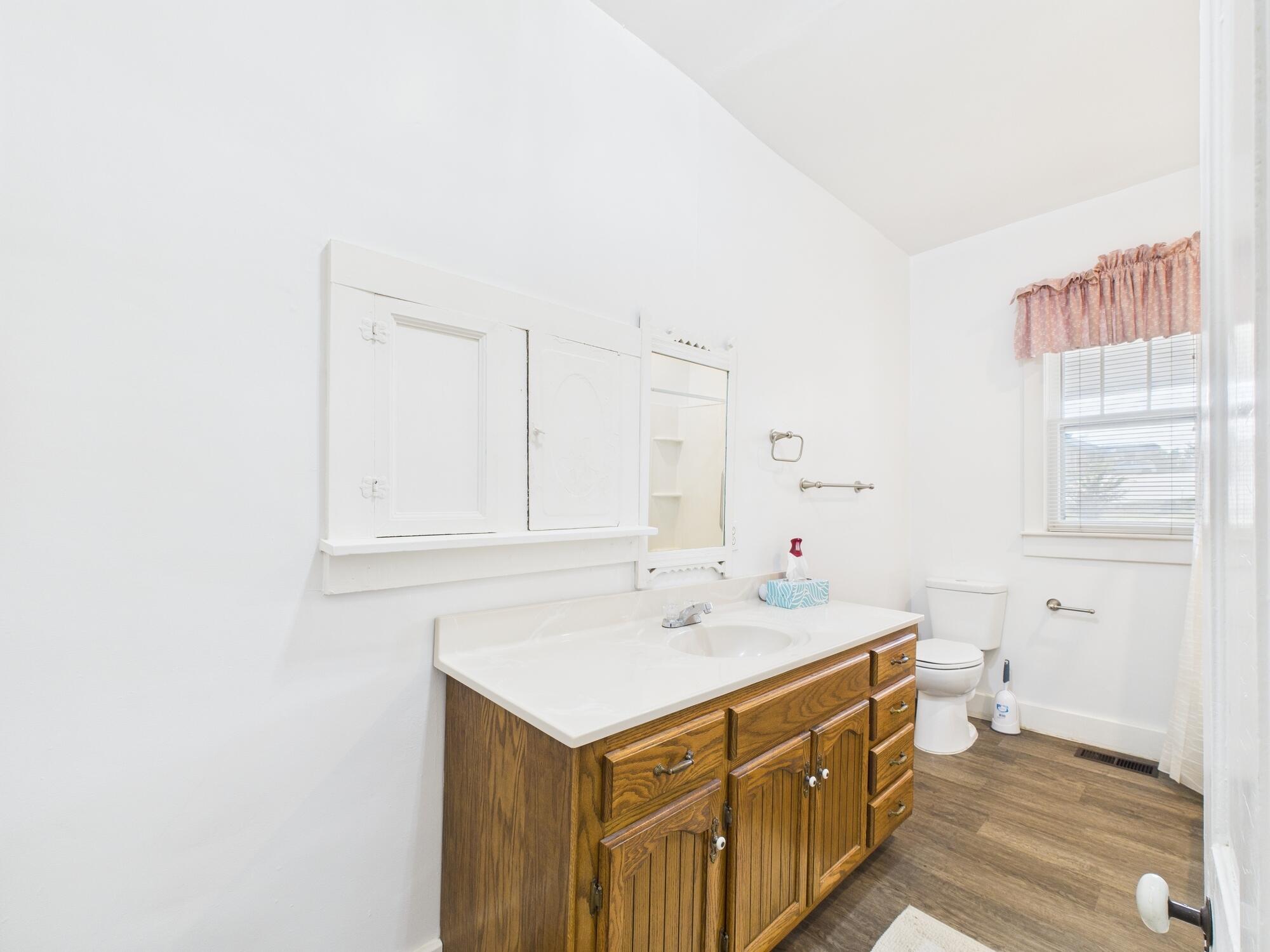 611 Cedar Avenue Property Photo 39
