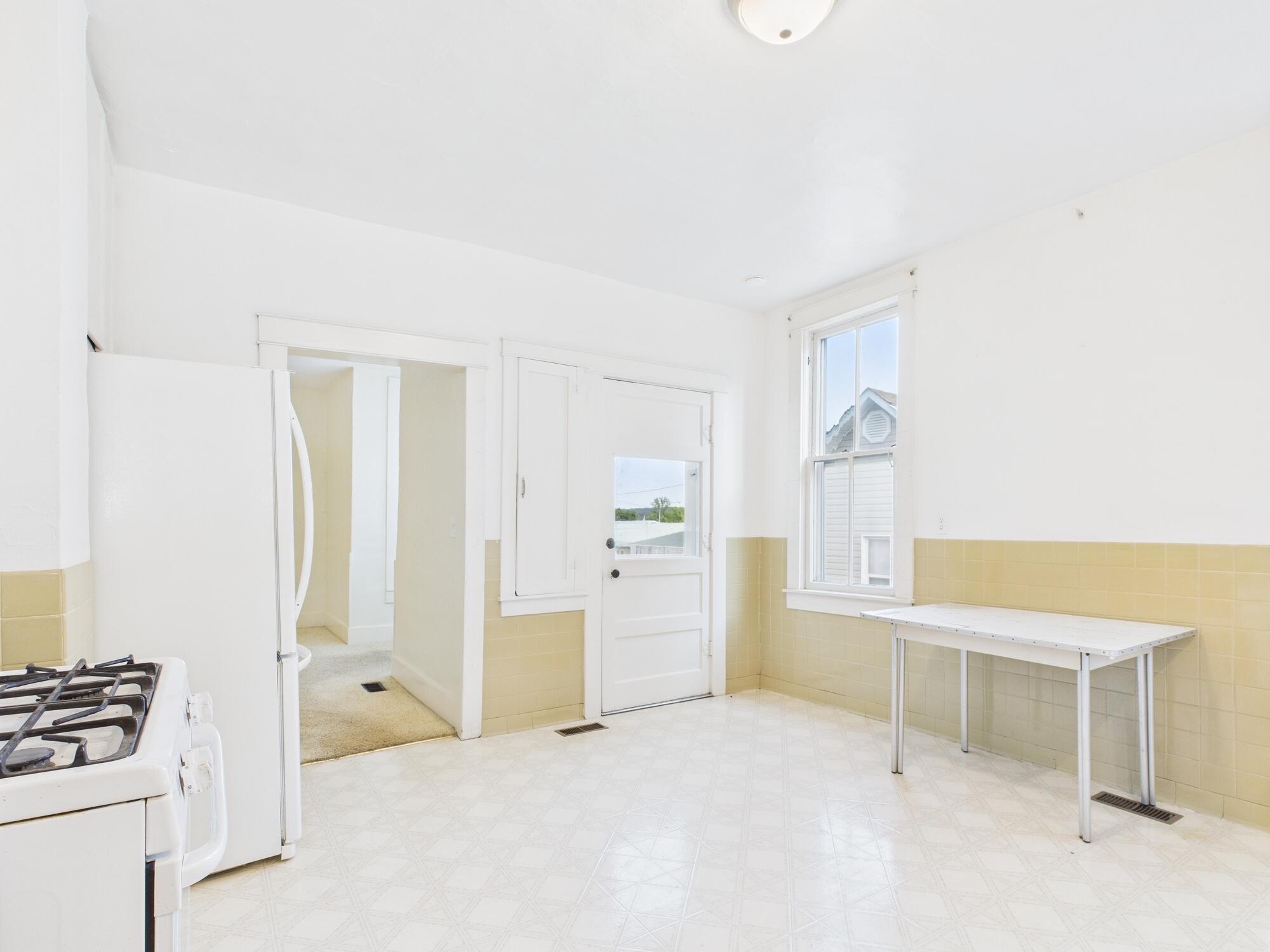 611 Cedar Avenue Property Photo 42