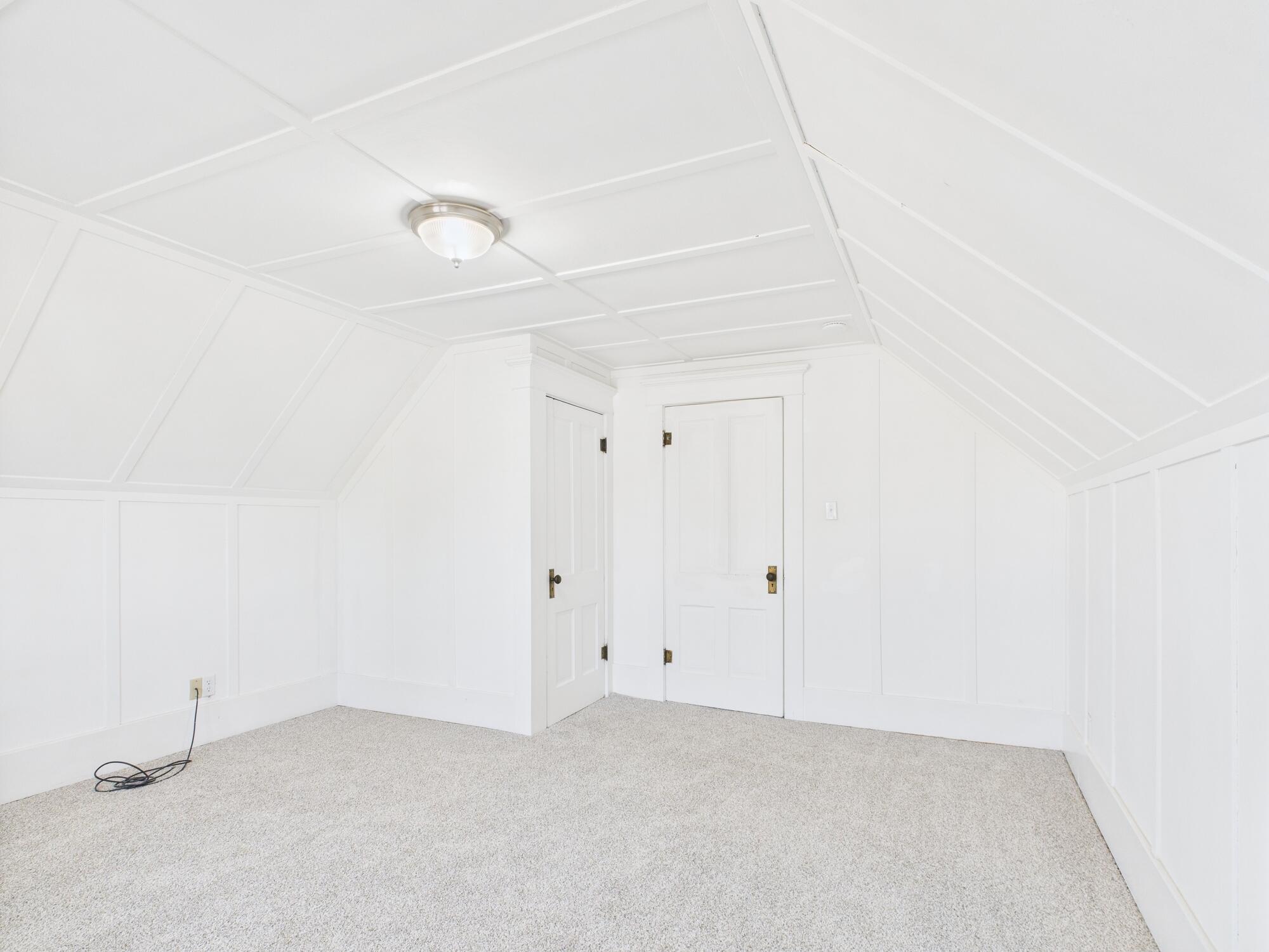 611 Cedar Avenue Property Photo 59