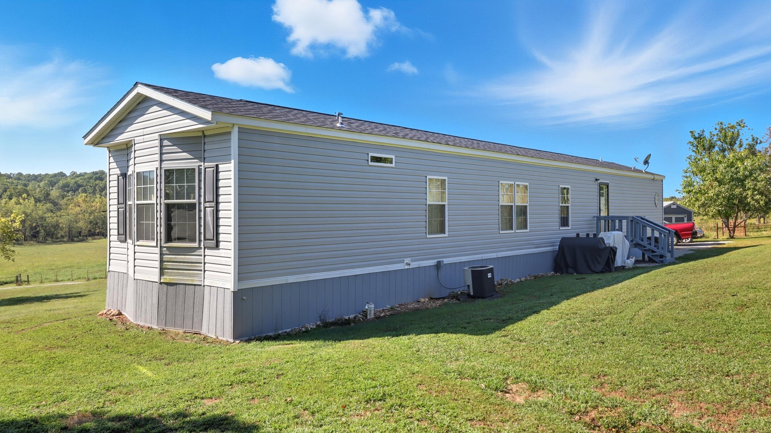 1283 County Road 7320 Property Photo 6