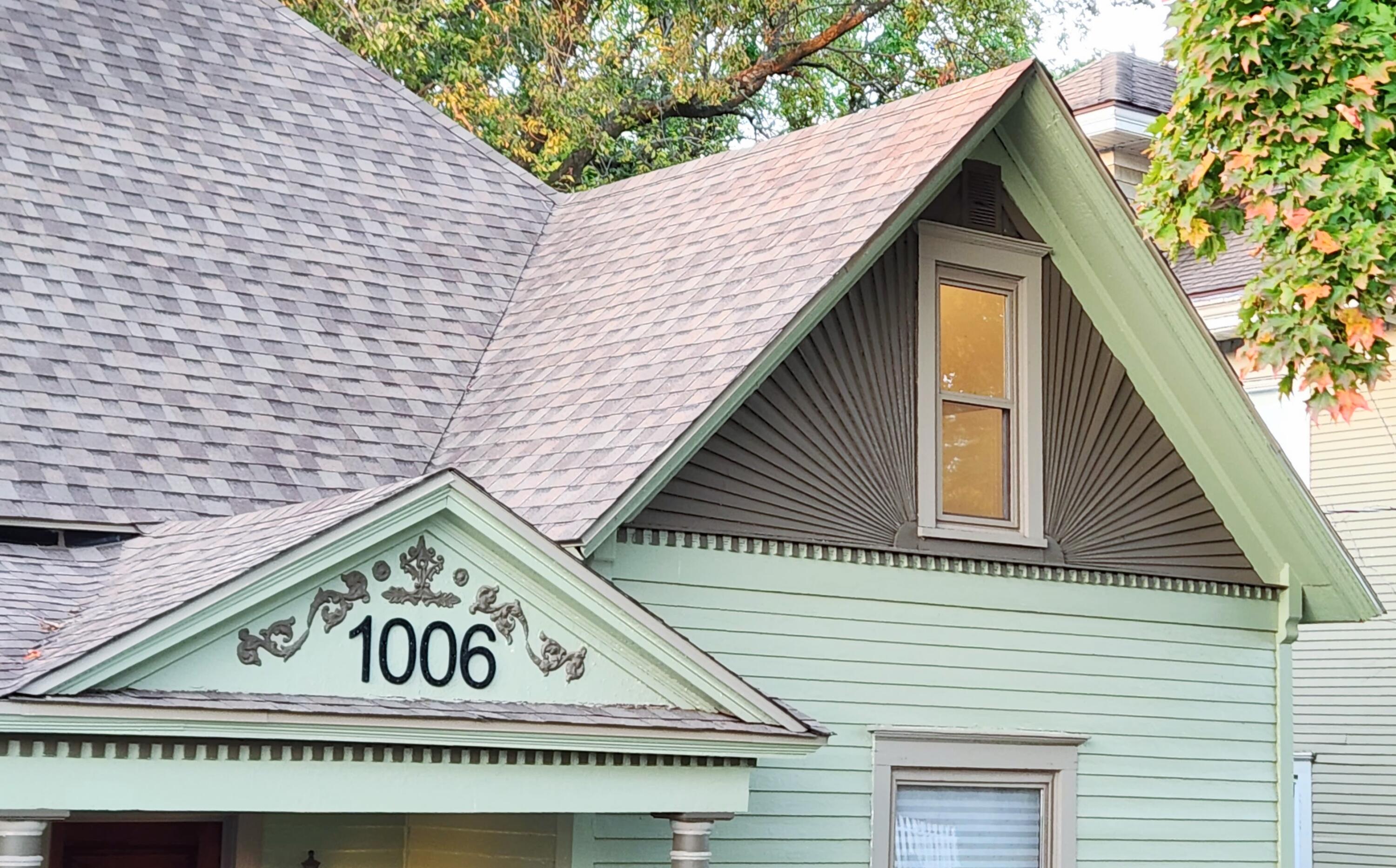 1006 West Walnut Street Property Photo 7