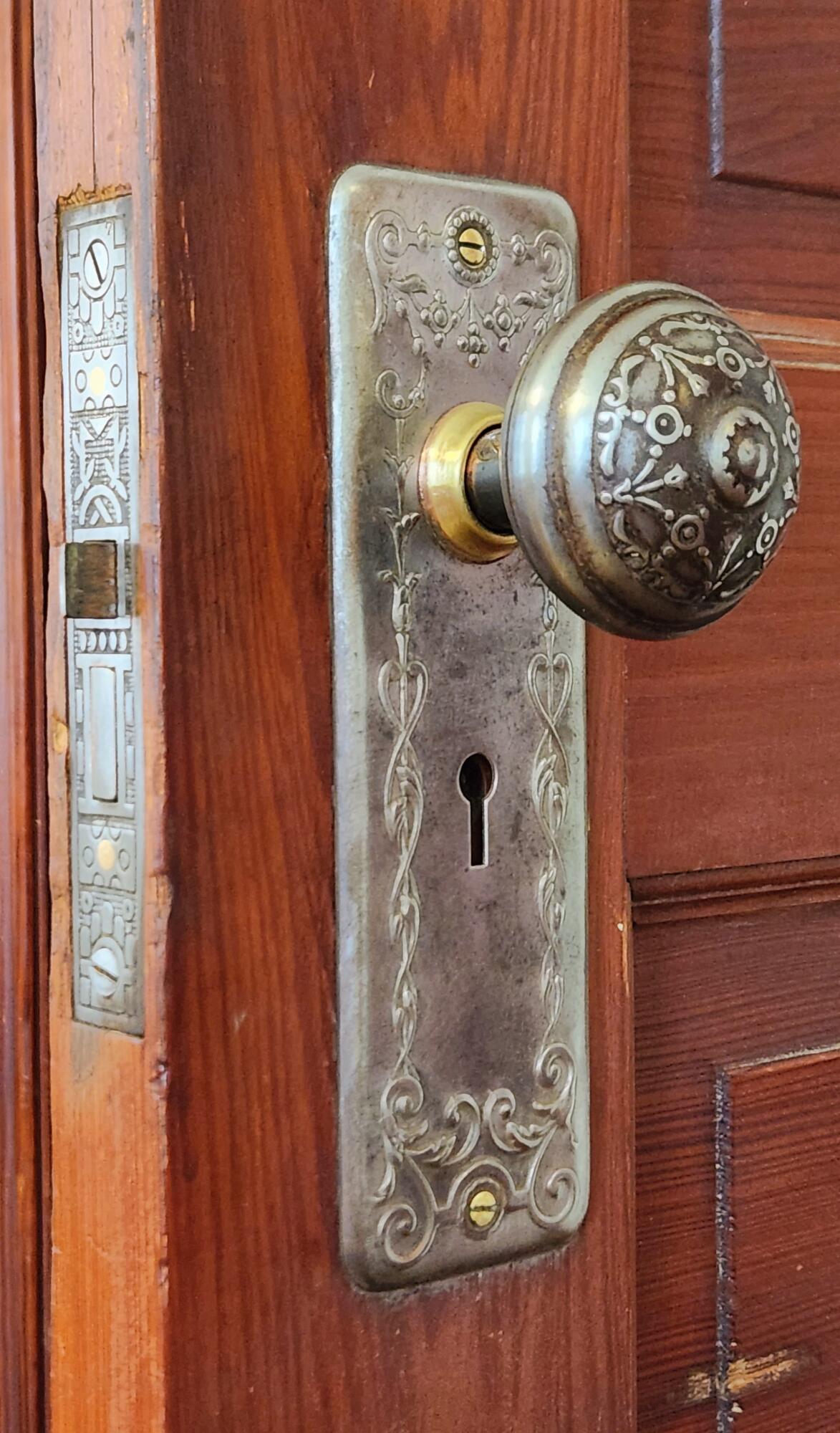 1006 West Walnut Street Property Photo 36