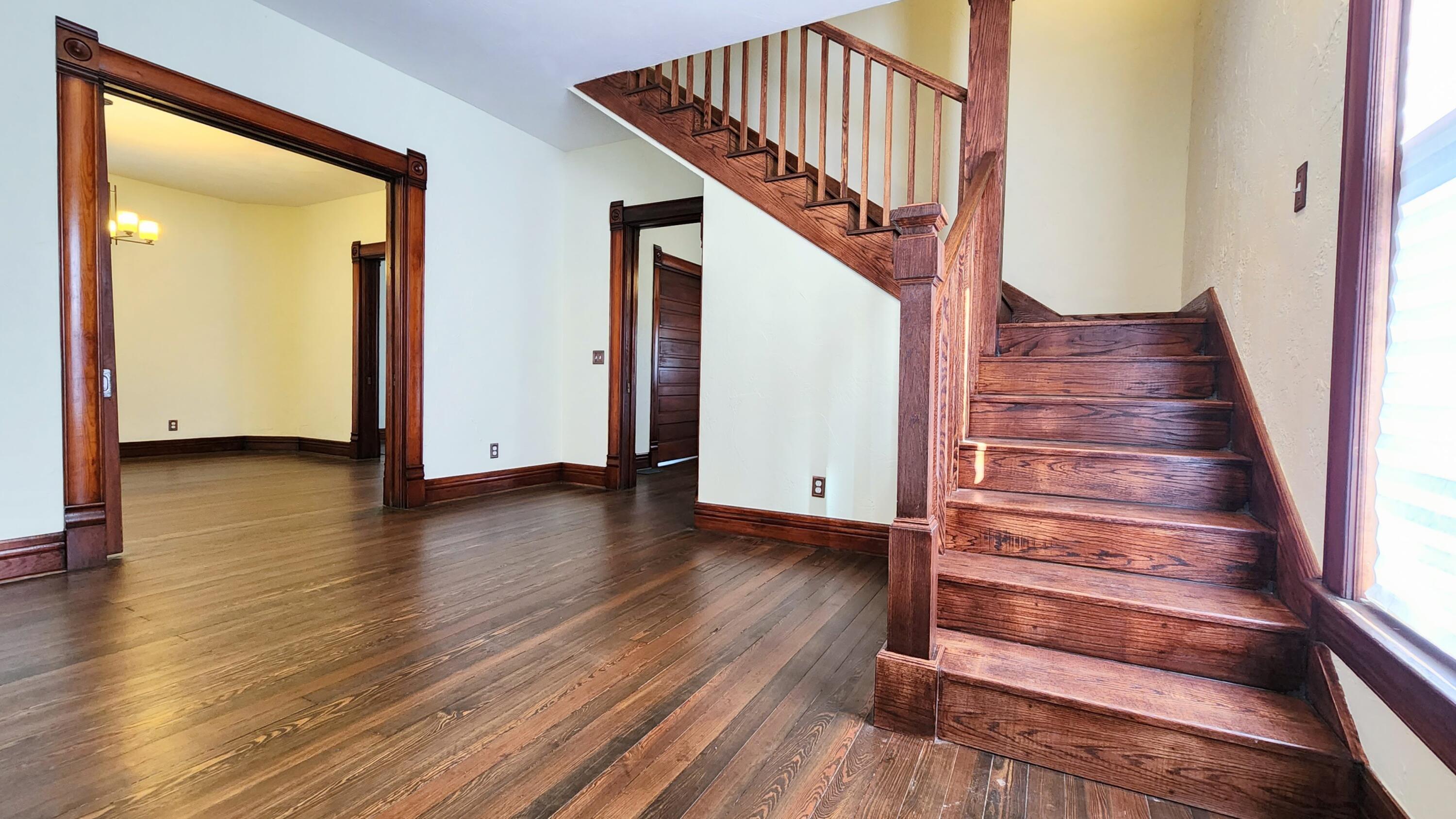 1006 West Walnut Street Property Photo 37