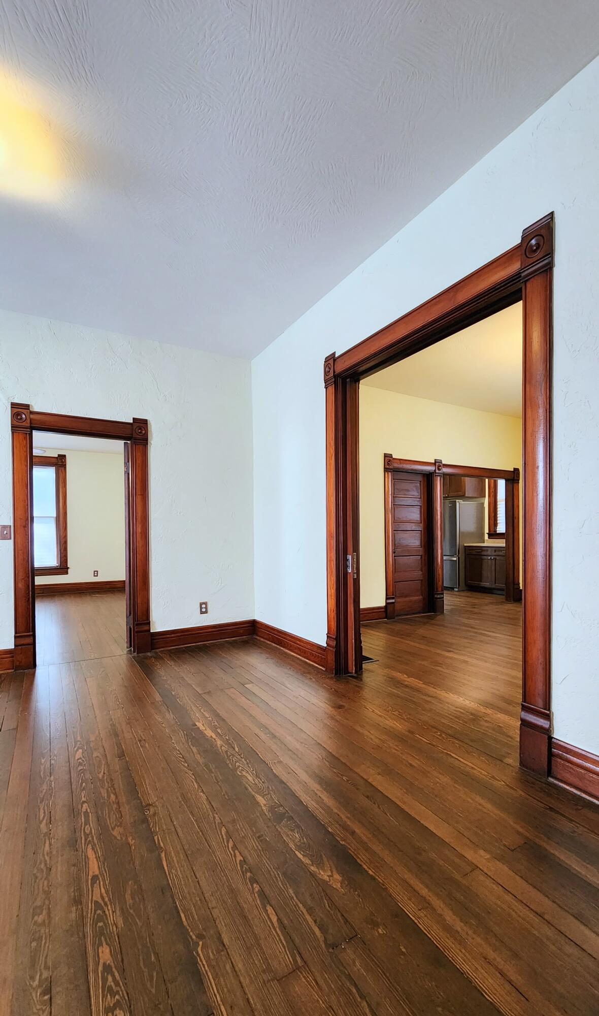 1006 West Walnut Street Property Photo 39