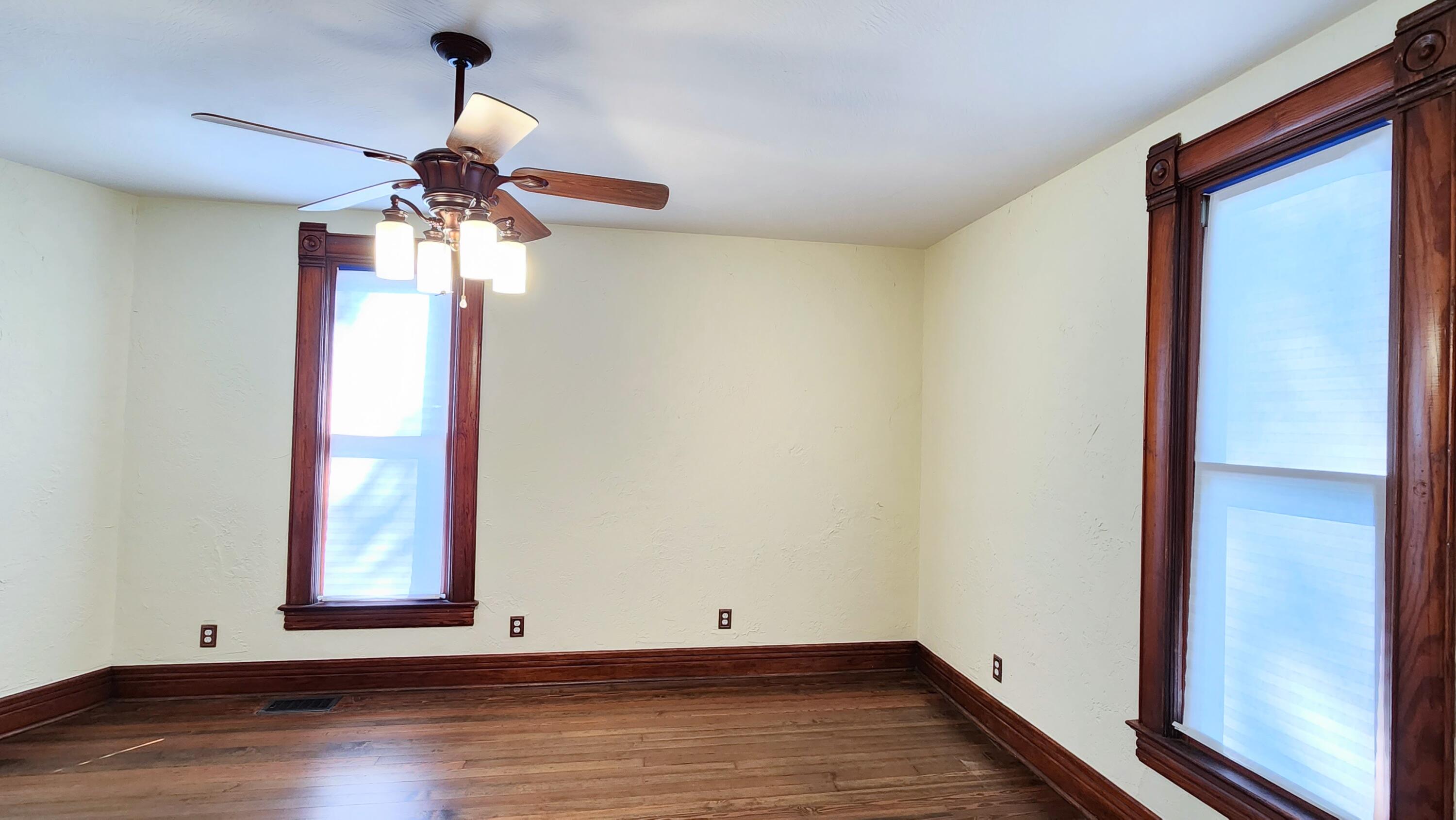 1006 West Walnut Street Property Photo 44