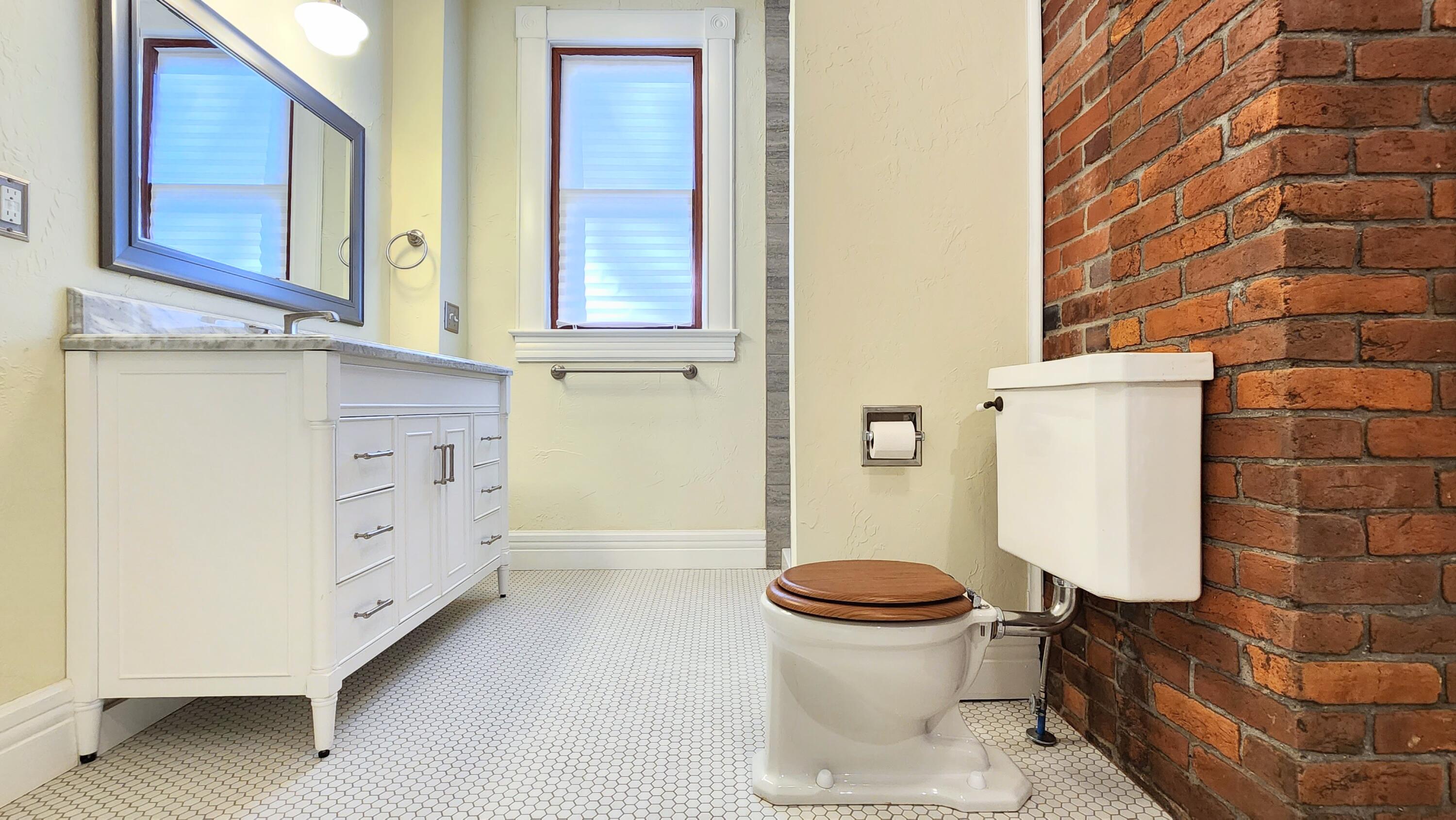 1006 West Walnut Street Property Photo 56