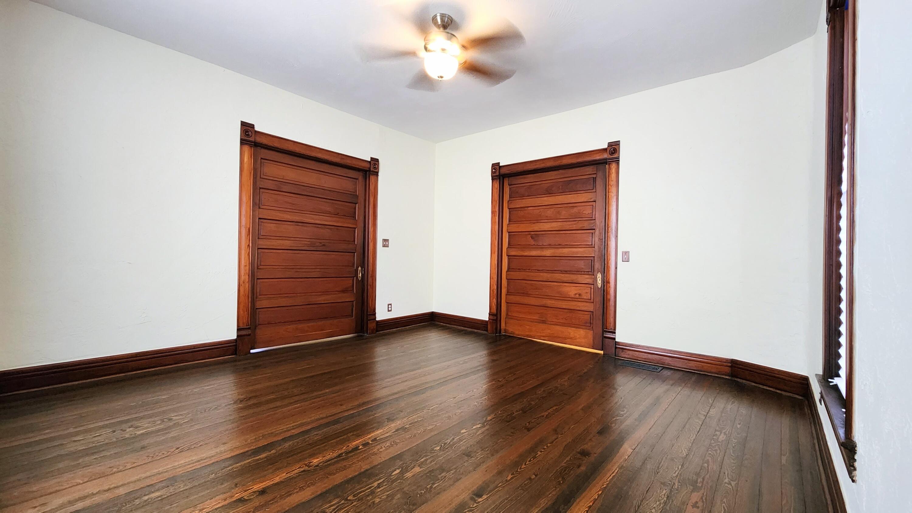 1006 West Walnut Street Property Photo 68