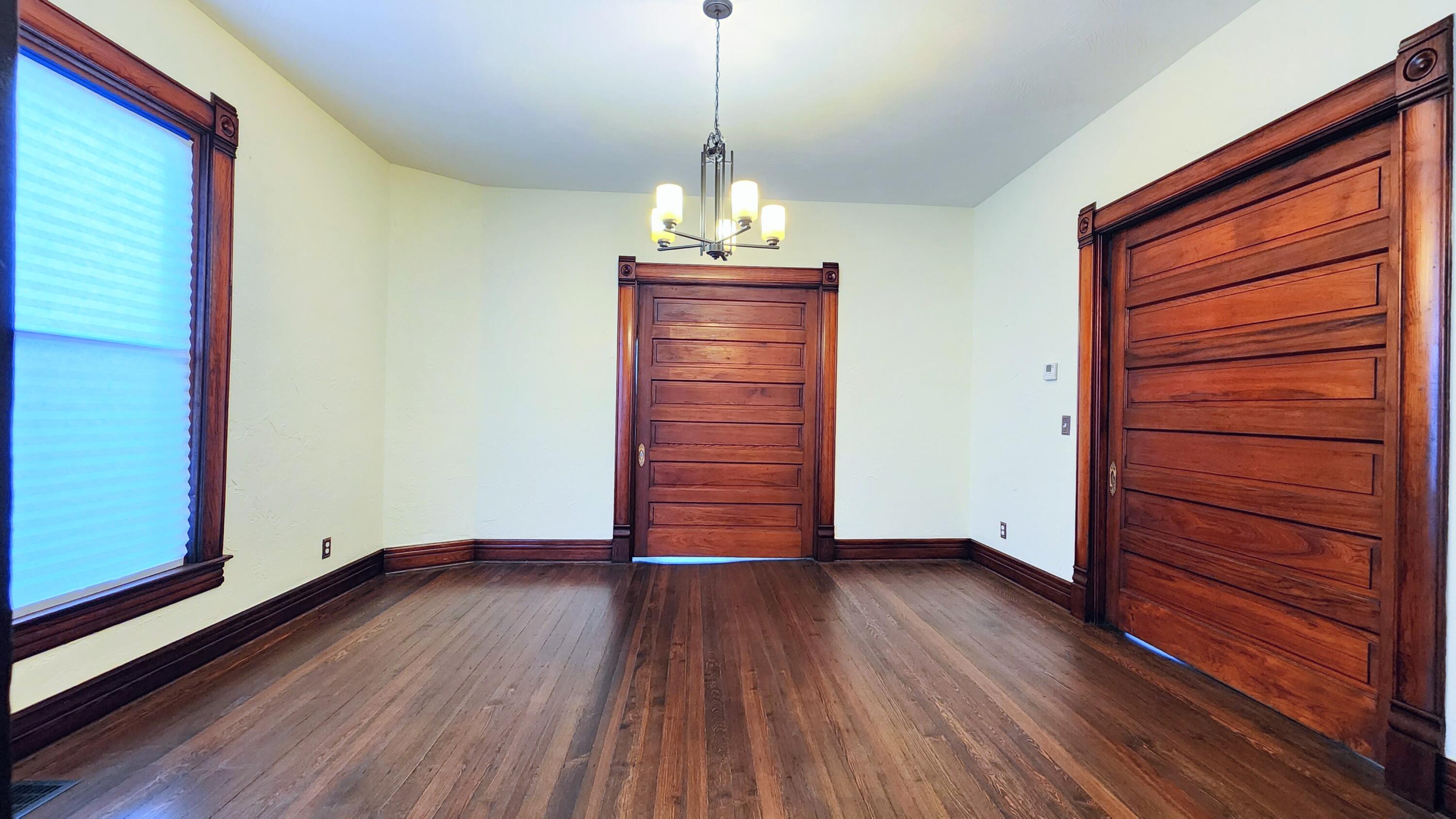 1006 West Walnut Street Property Photo 71