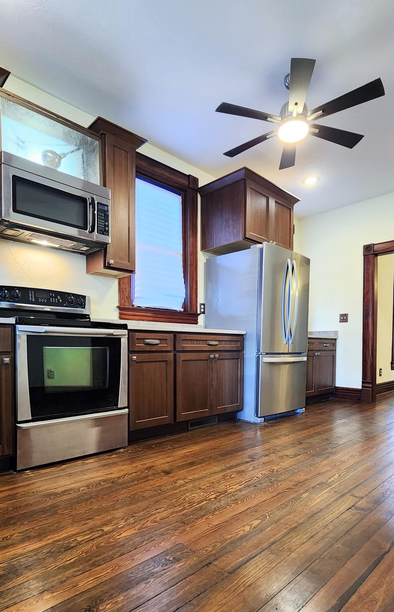 1006 West Walnut Street Property Photo 81