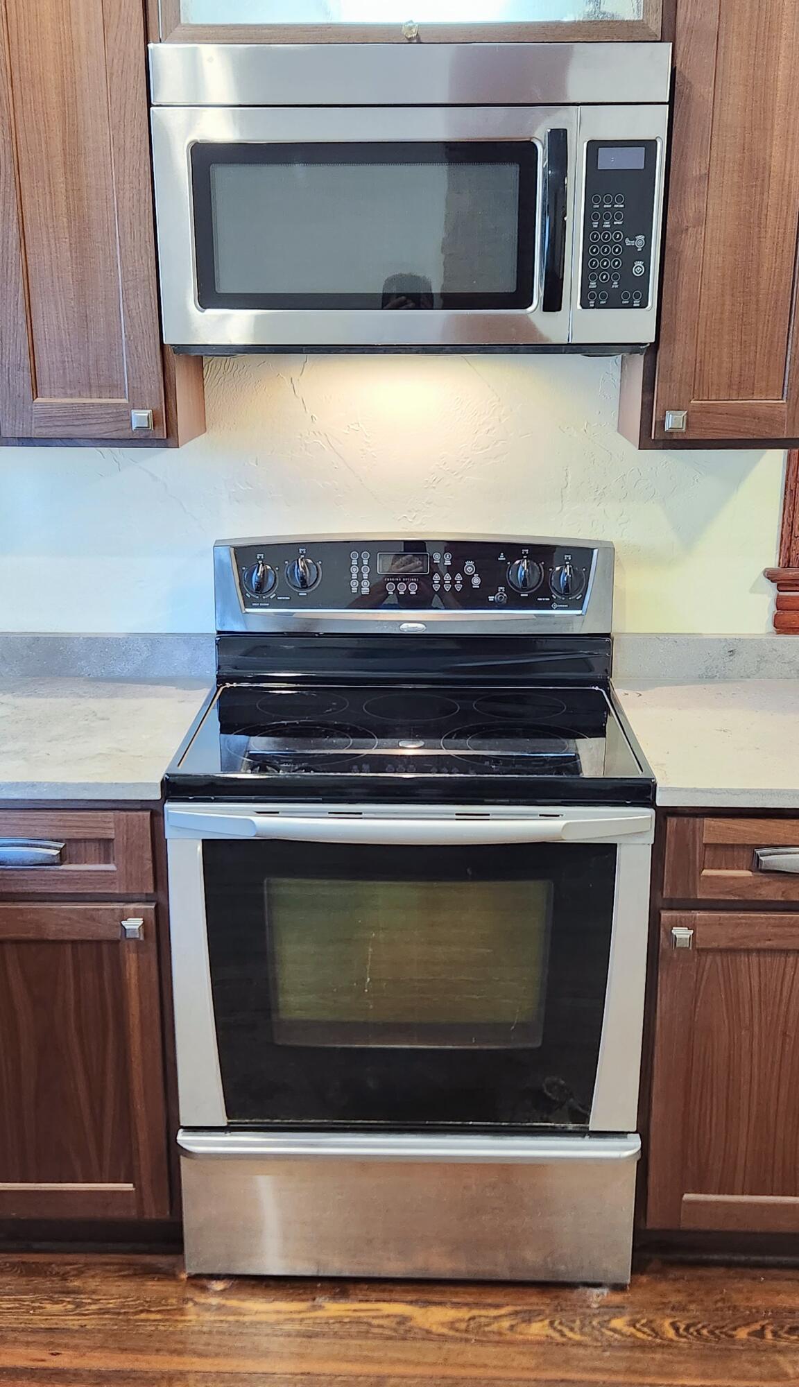 1006 West Walnut Street Property Photo 84