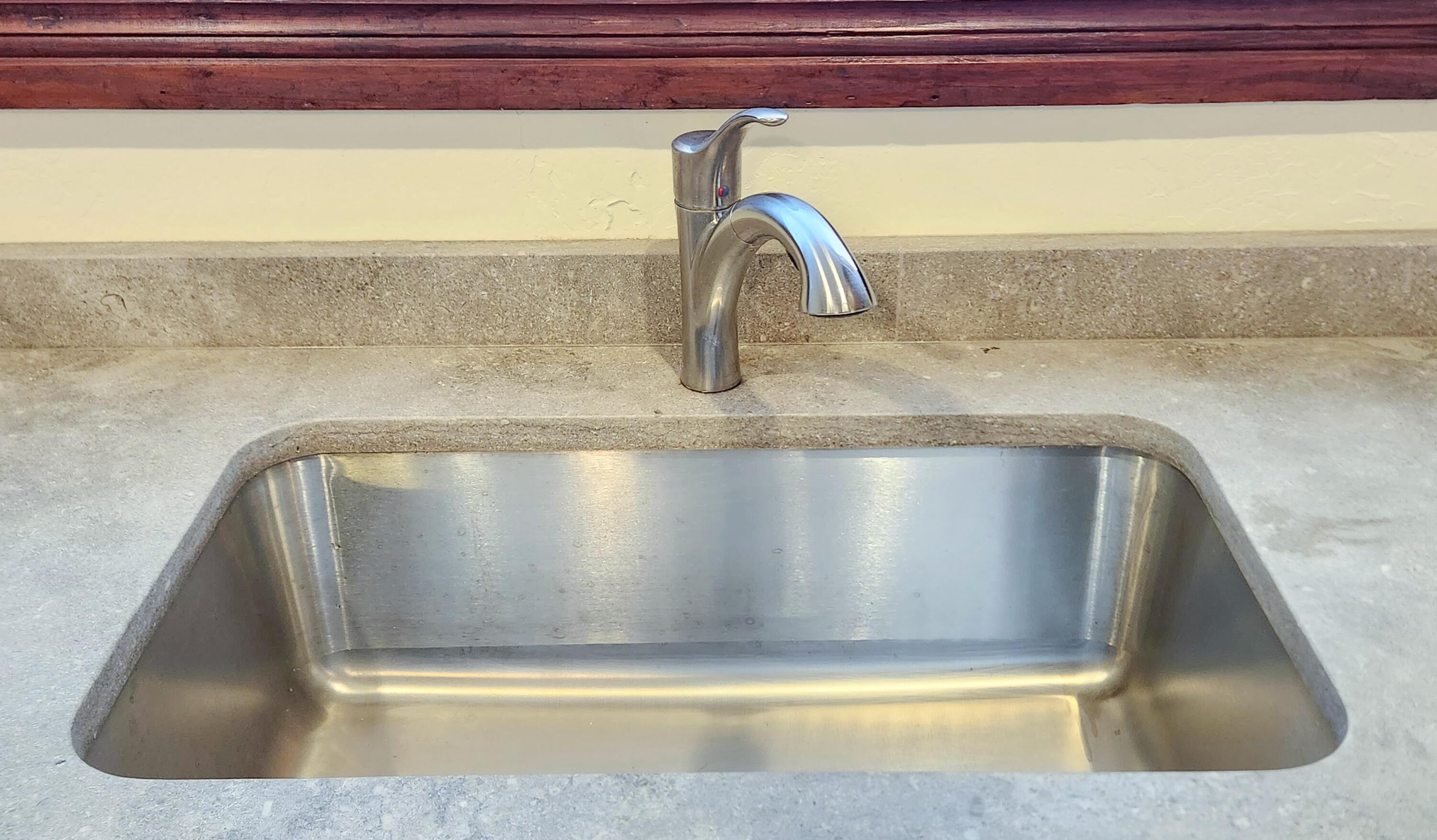 1006 West Walnut Street Property Photo 87