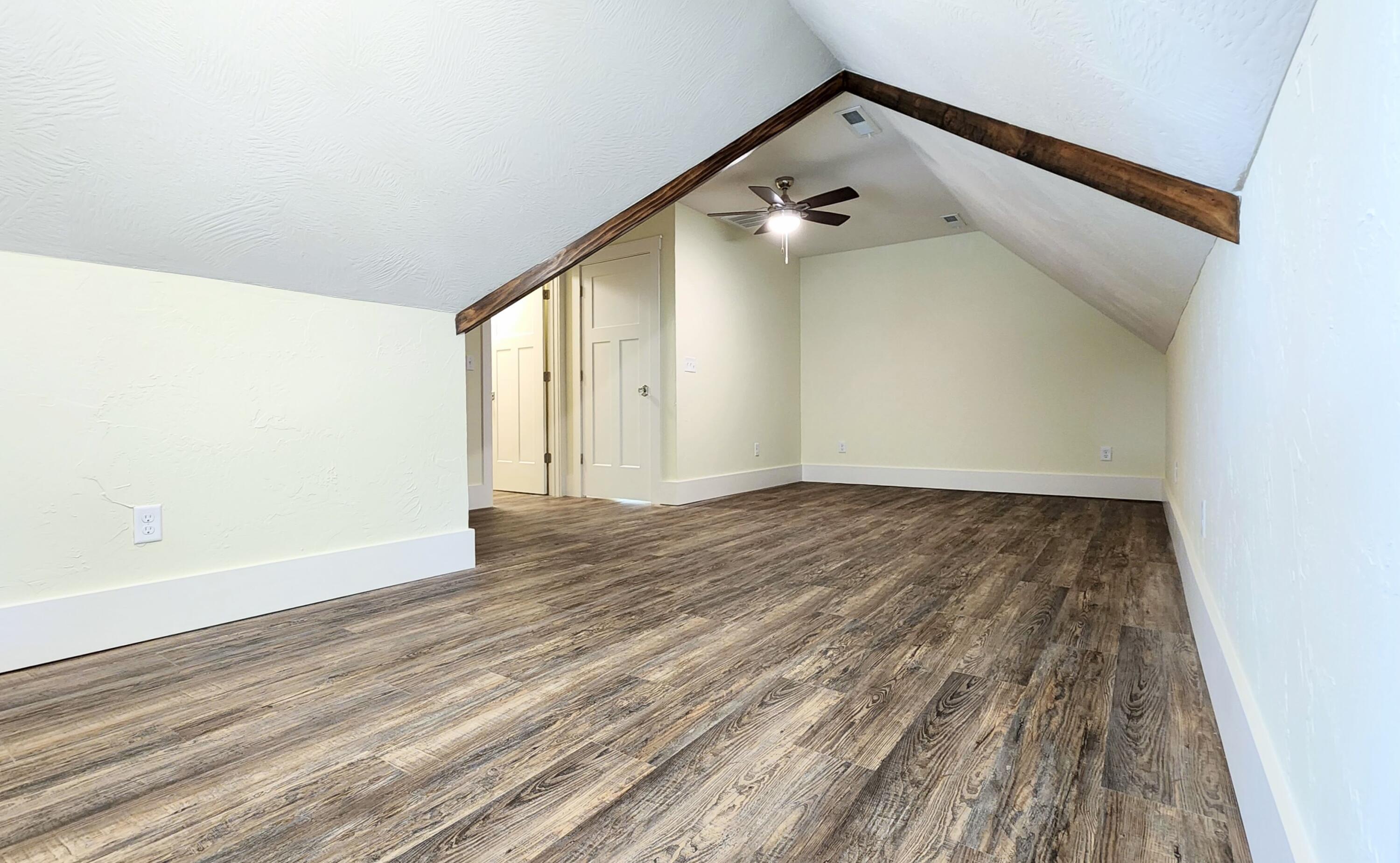 1006 West Walnut Street Property Photo 101