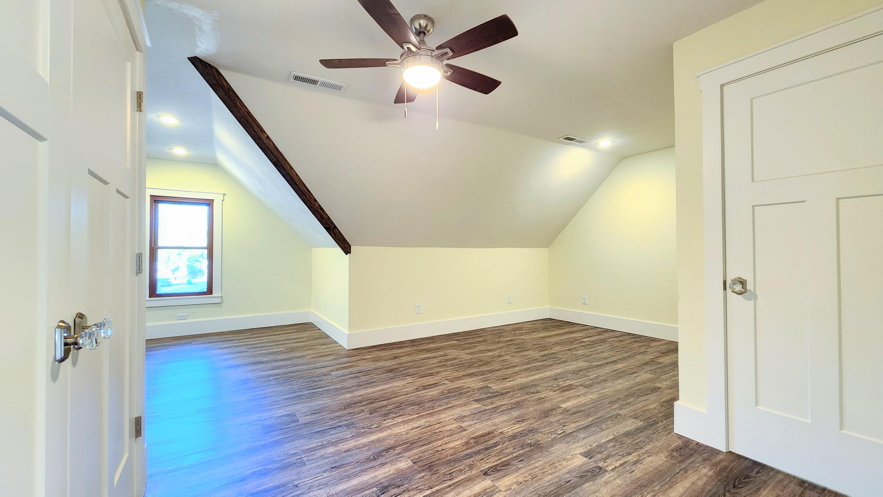 1006 West Walnut Street Property Photo 120