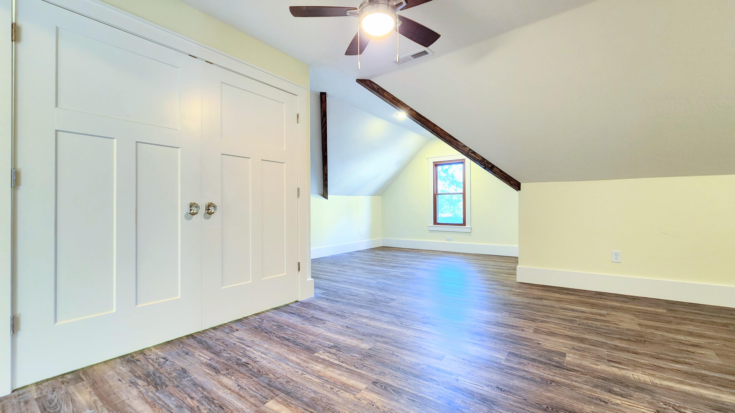 1006 West Walnut Street Property Photo 122