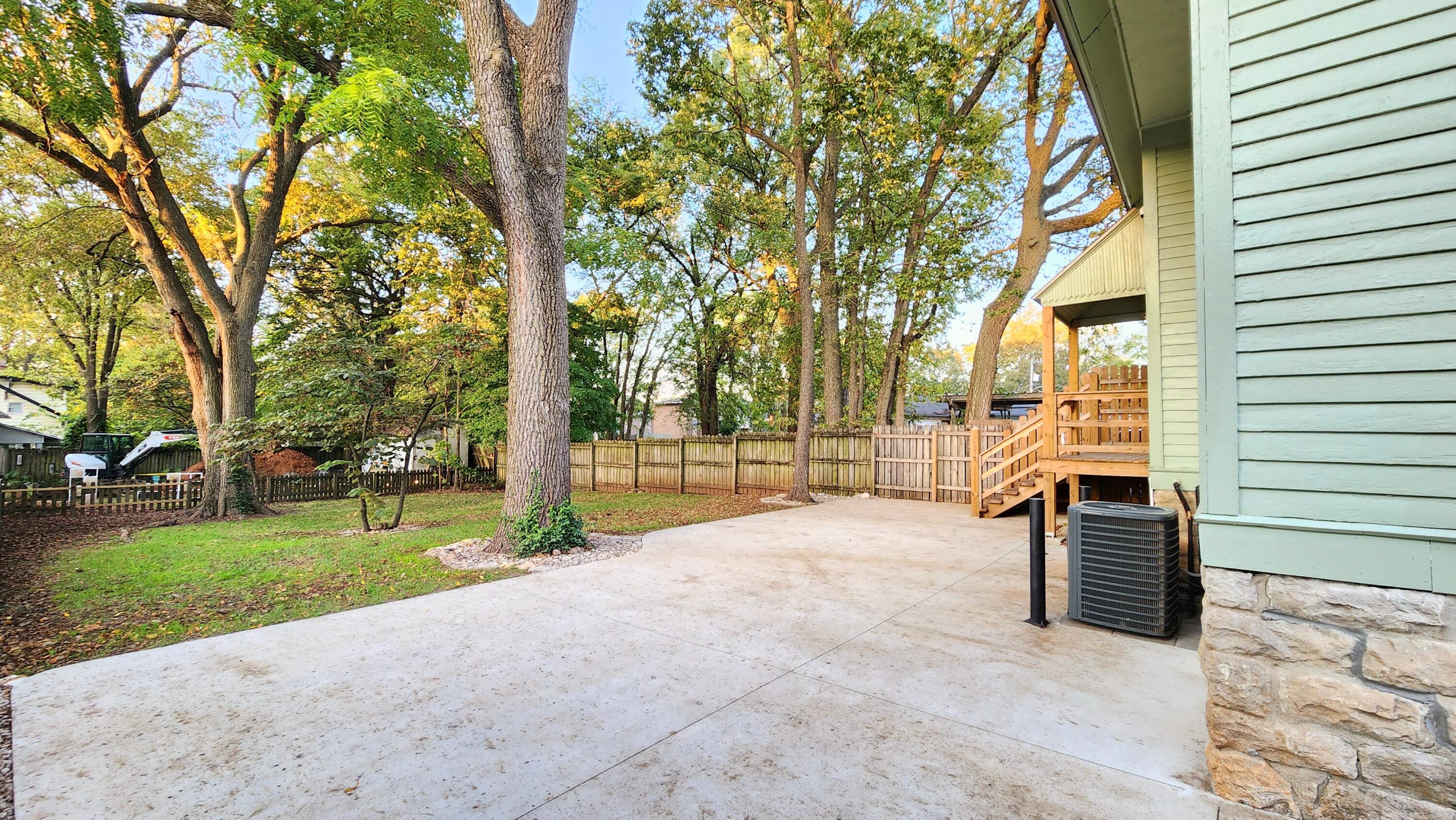 1006 West Walnut Street Property Photo 144