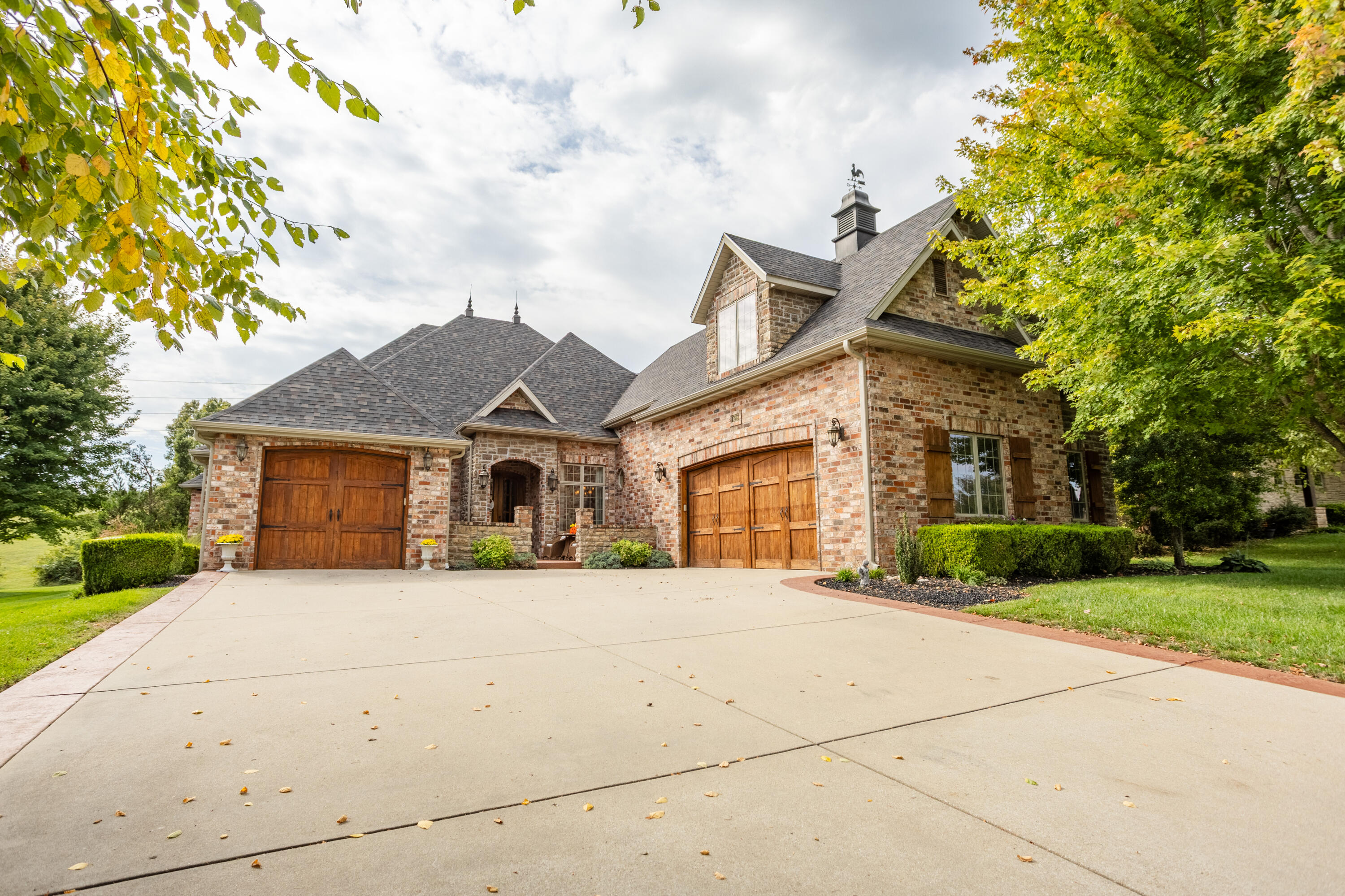 1259 South Rosemoor Drive Property Photo 1