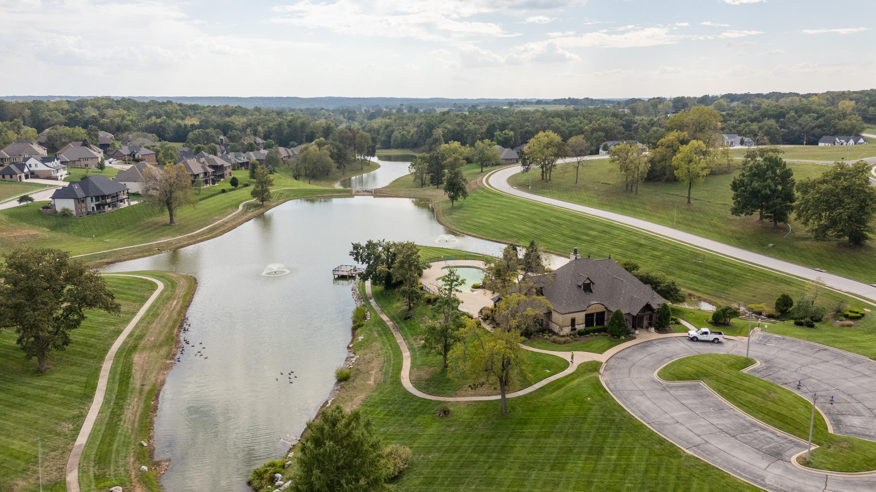 1259 South Rosemoor Drive Property Photo 5