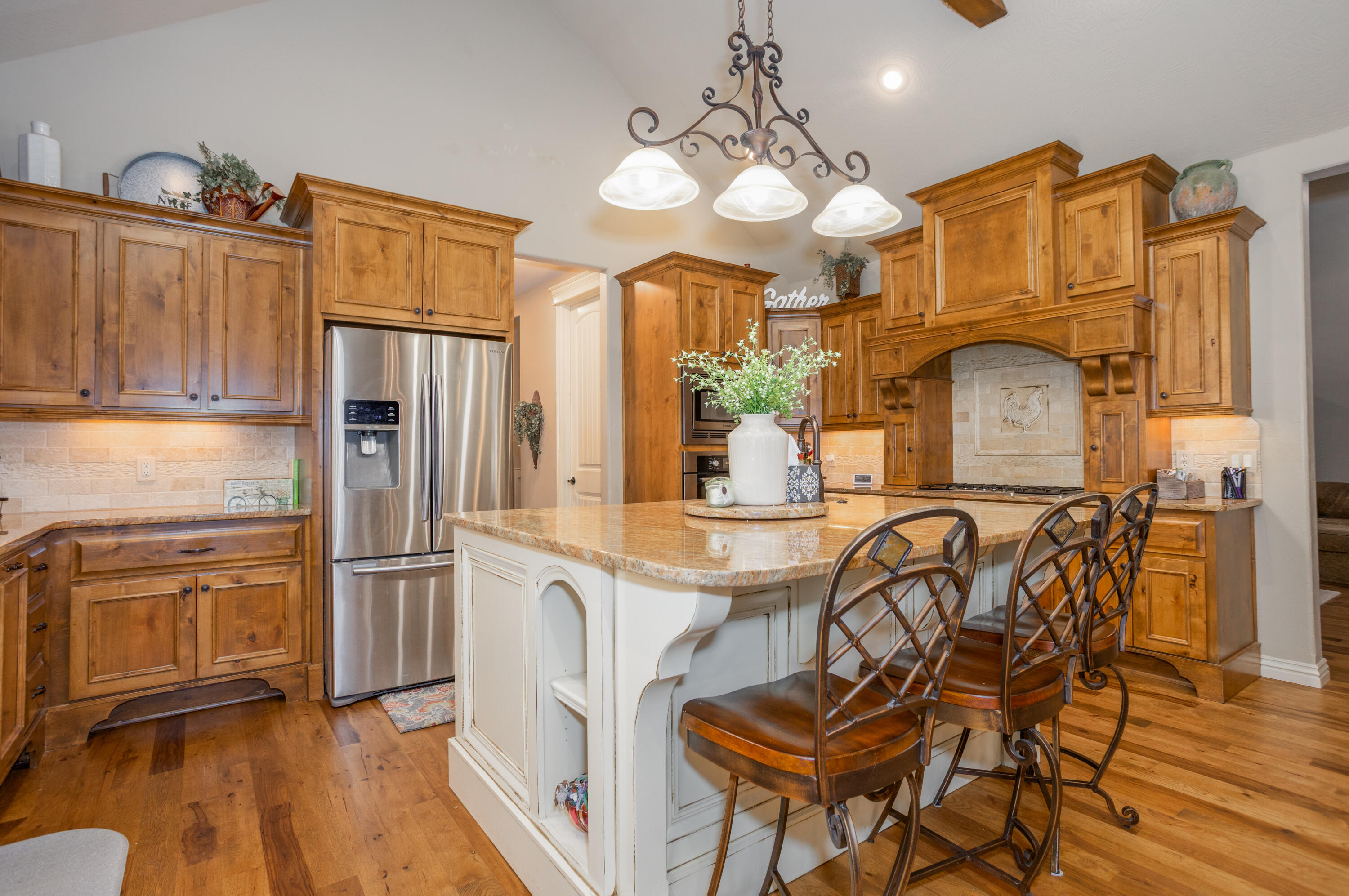 1259 South Rosemoor Drive Property Photo 12