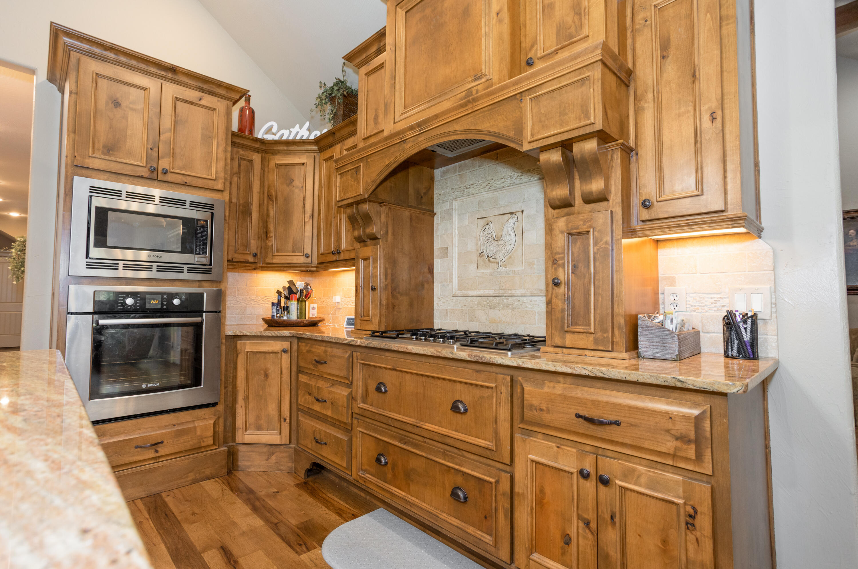 1259 South Rosemoor Drive Property Photo 14