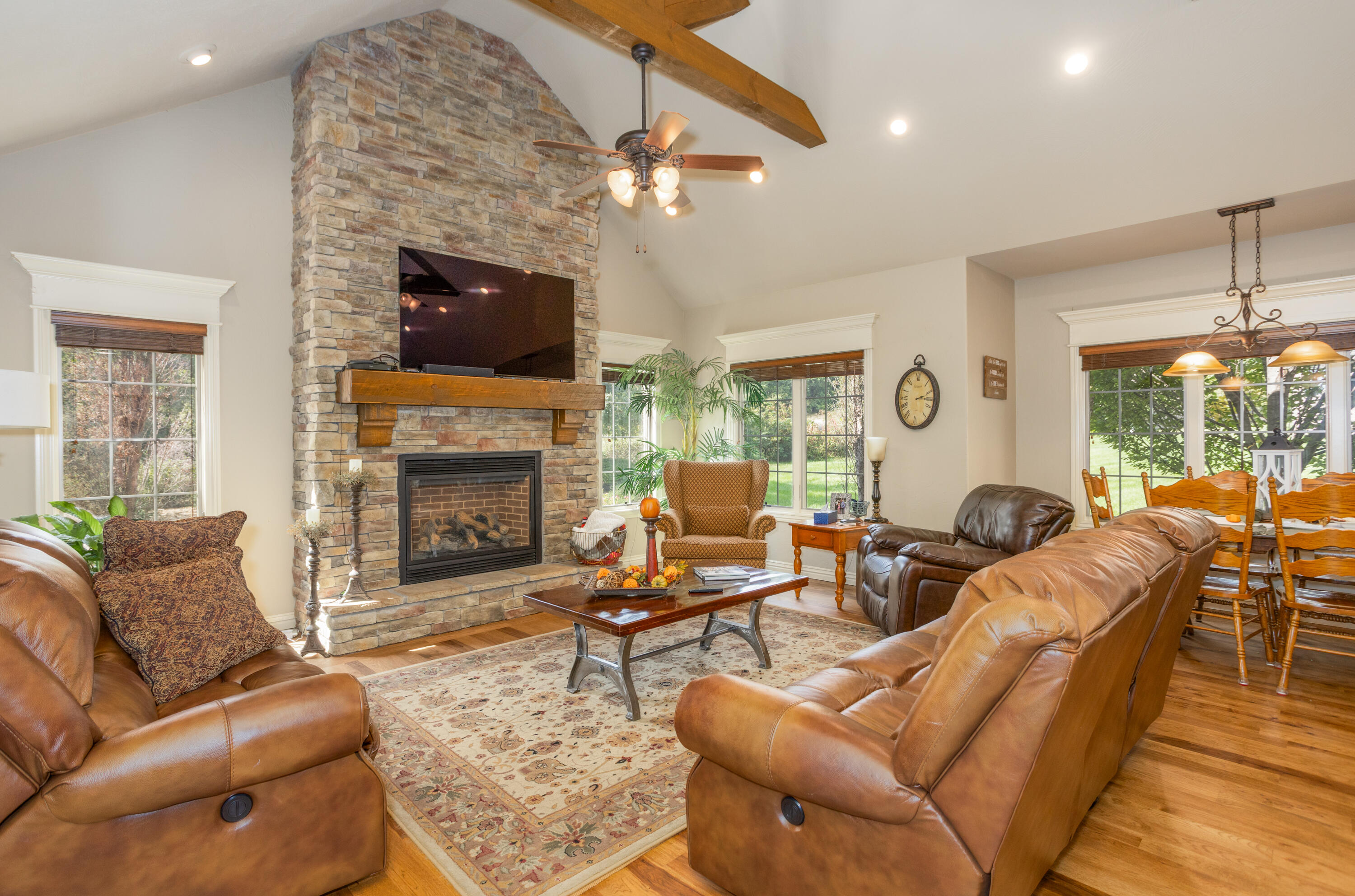 1259 South Rosemoor Drive Property Photo 18