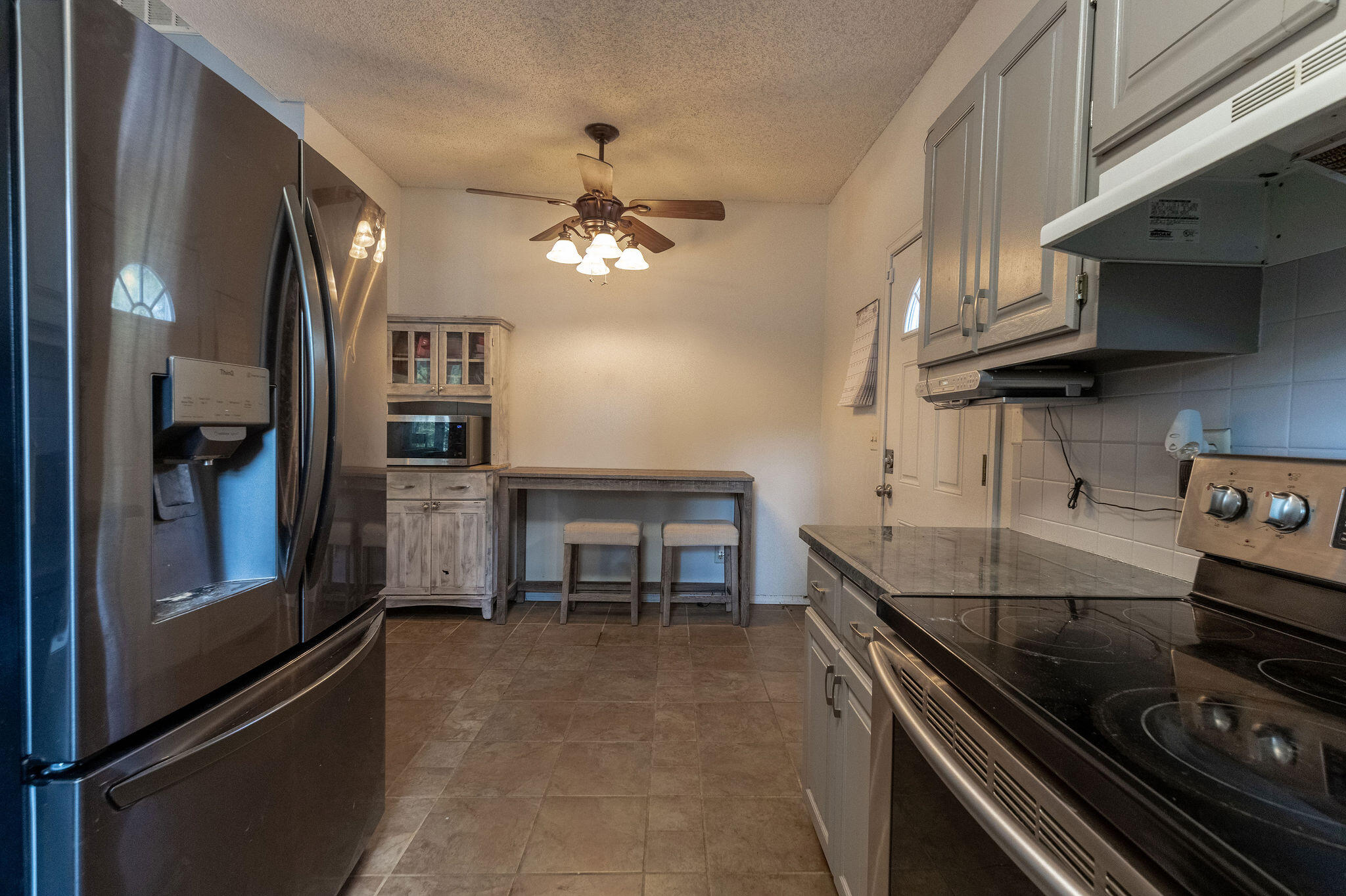 1621 Crestwood Drive Property Photo 10