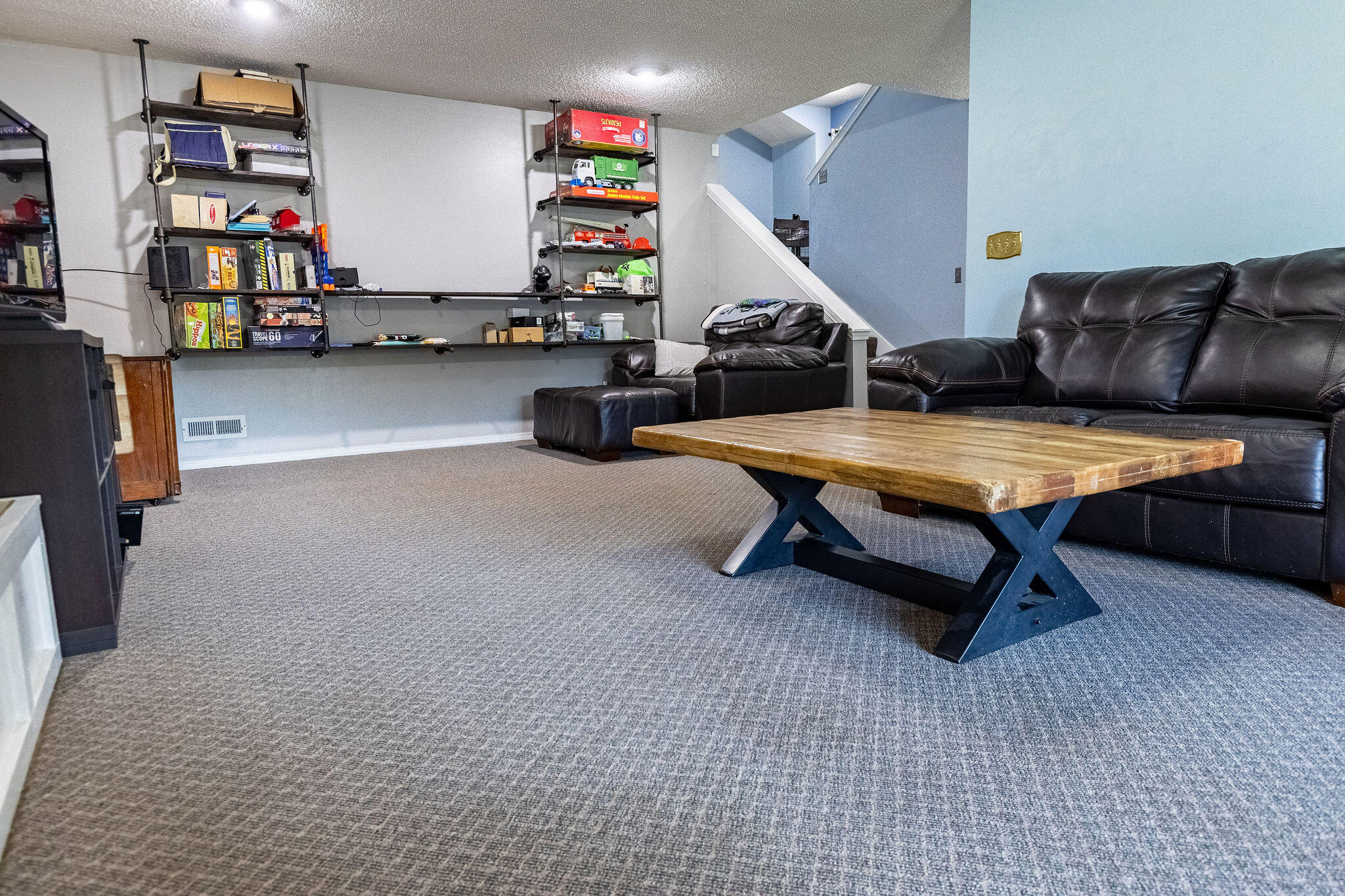 1621 Crestwood Drive Property Photo 18