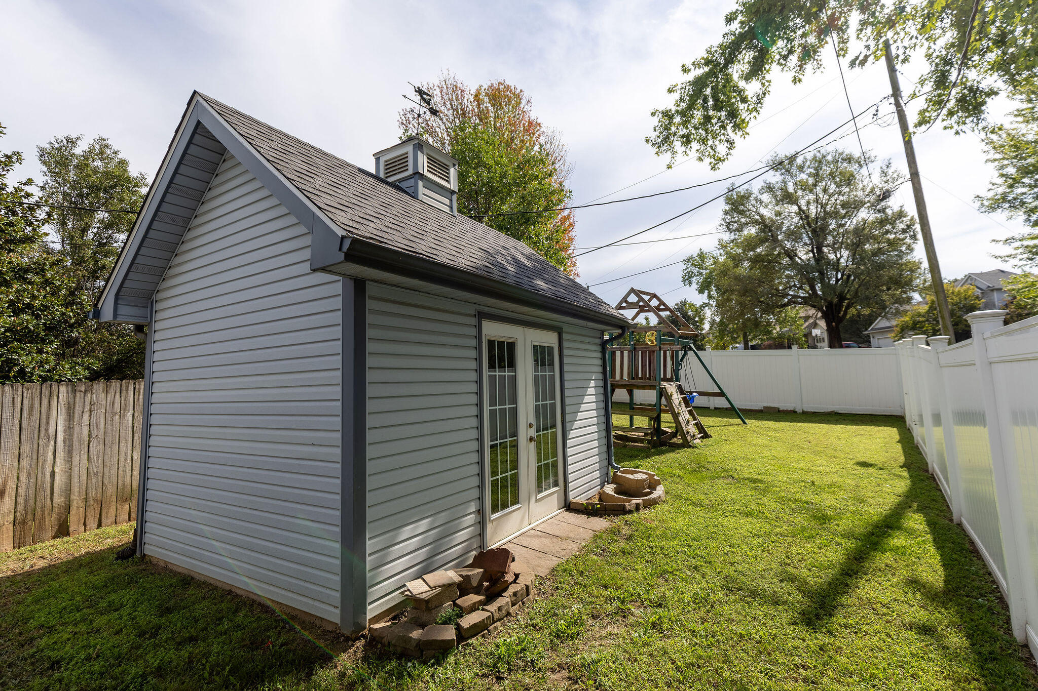 1621 Crestwood Drive Property Photo 21