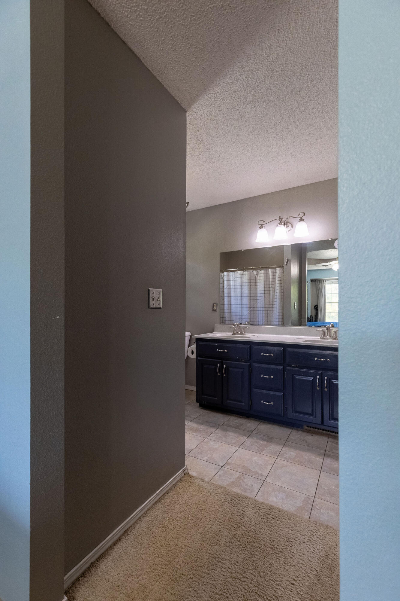 1621 Crestwood Drive Property Photo 32