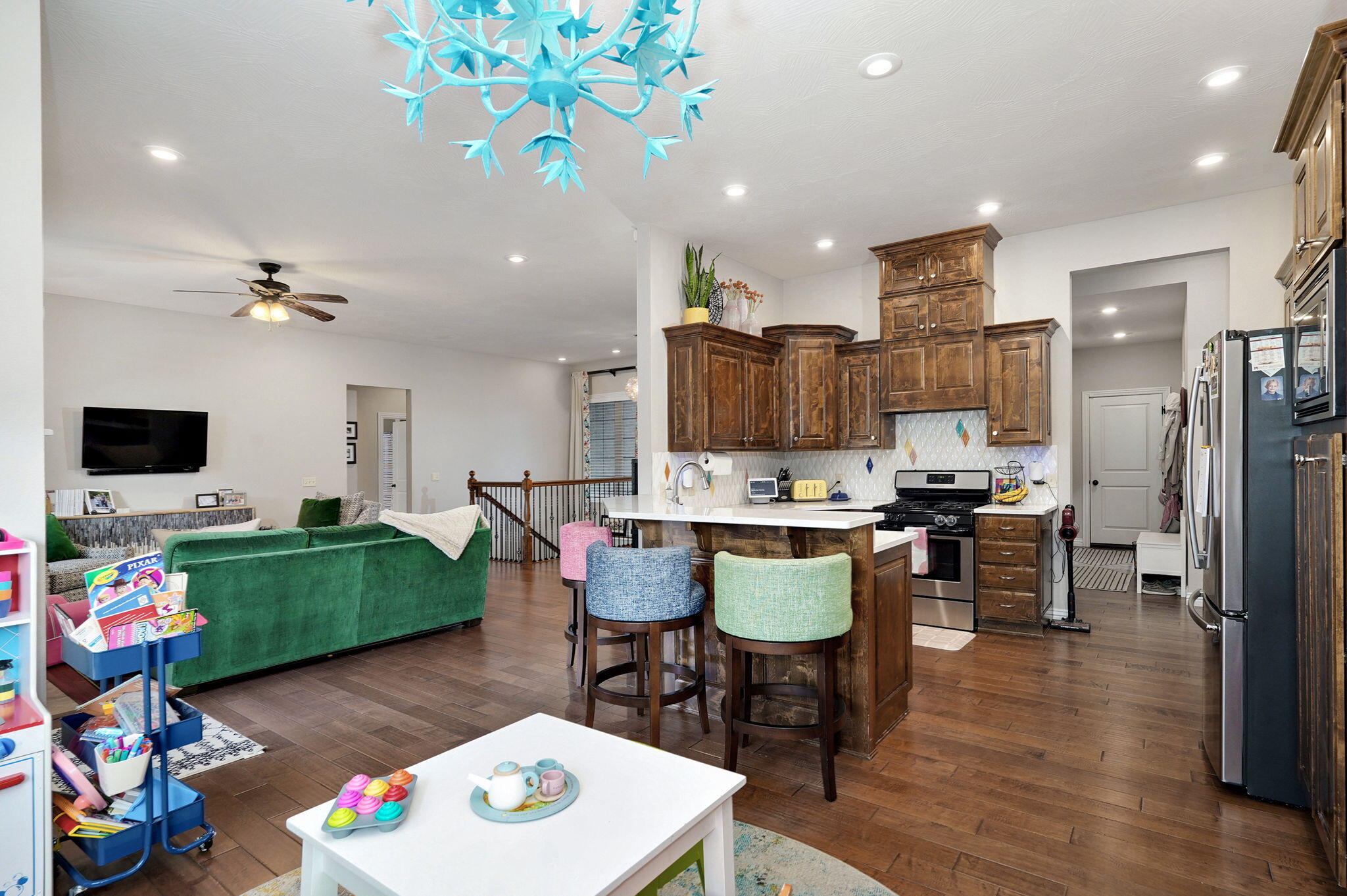 1653 North Oakfair Place Property Photo 13