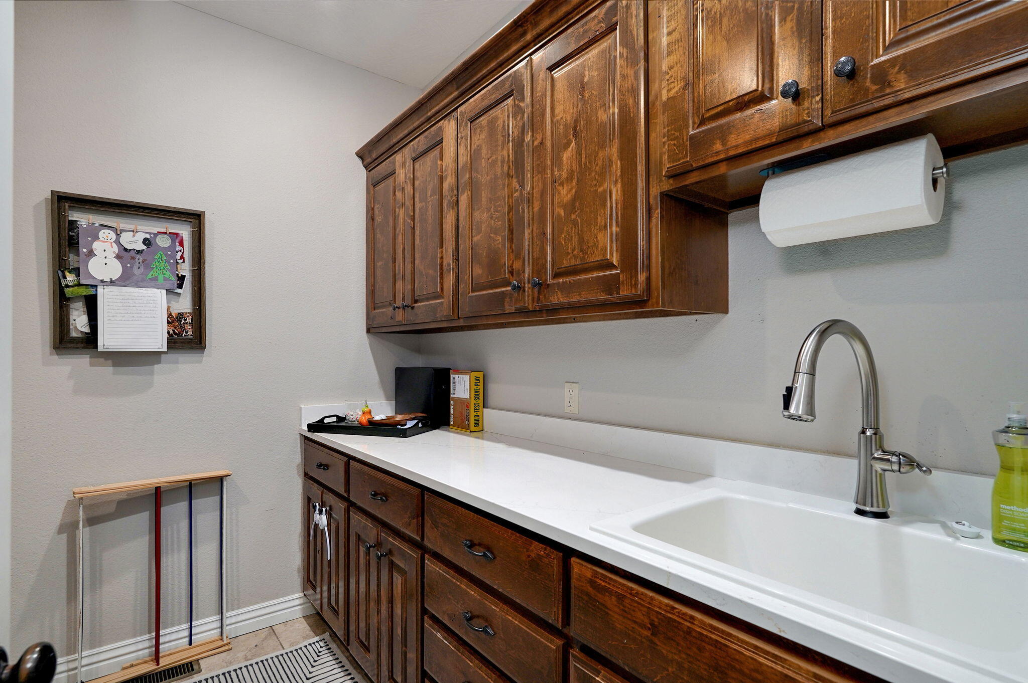 1653 North Oakfair Place Property Photo 19