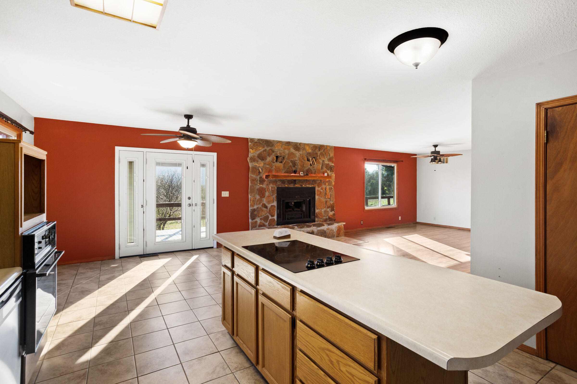 292 Golfers Lane Property Photo 11