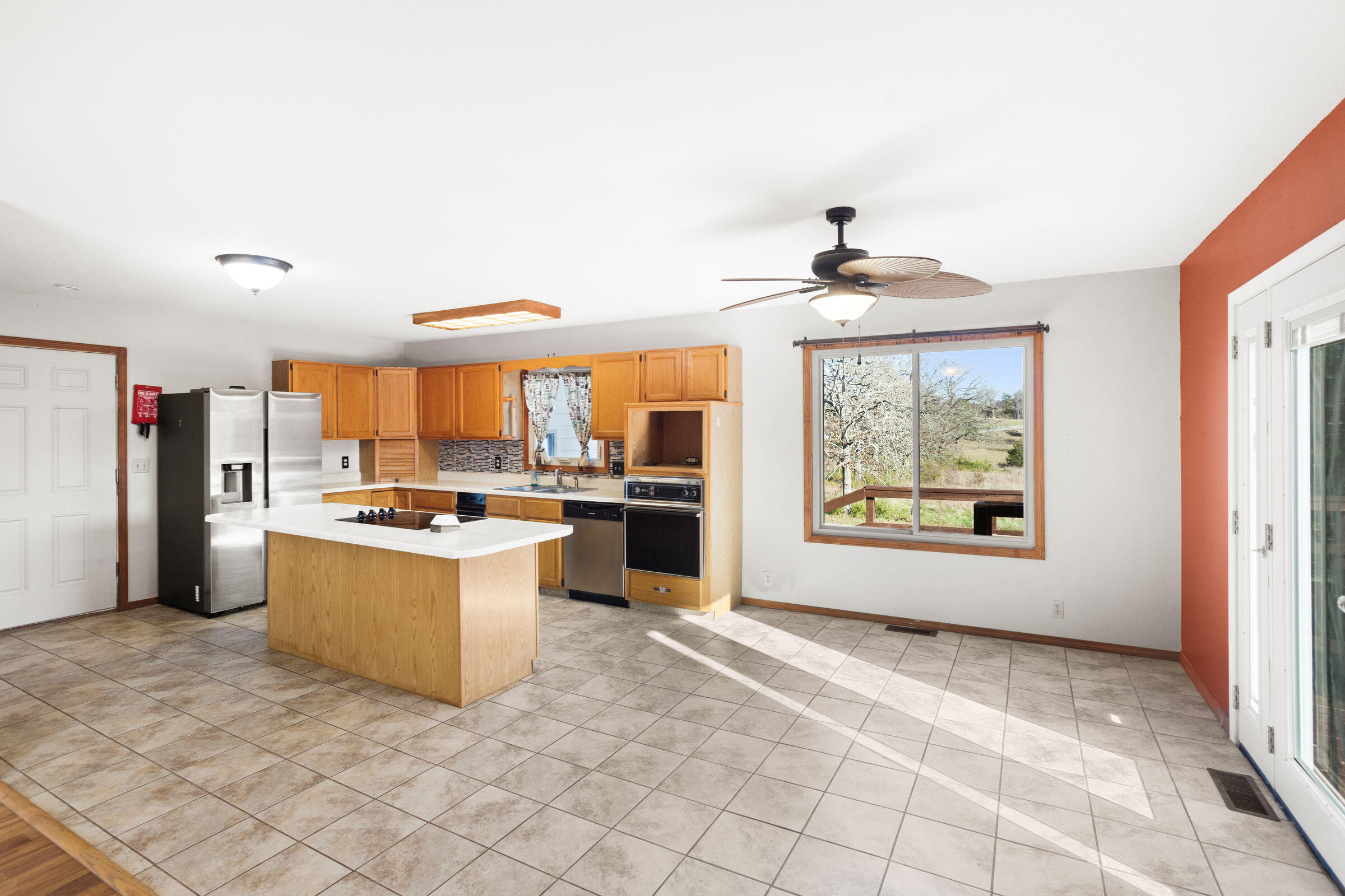 292 Golfers Lane Property Photo 12