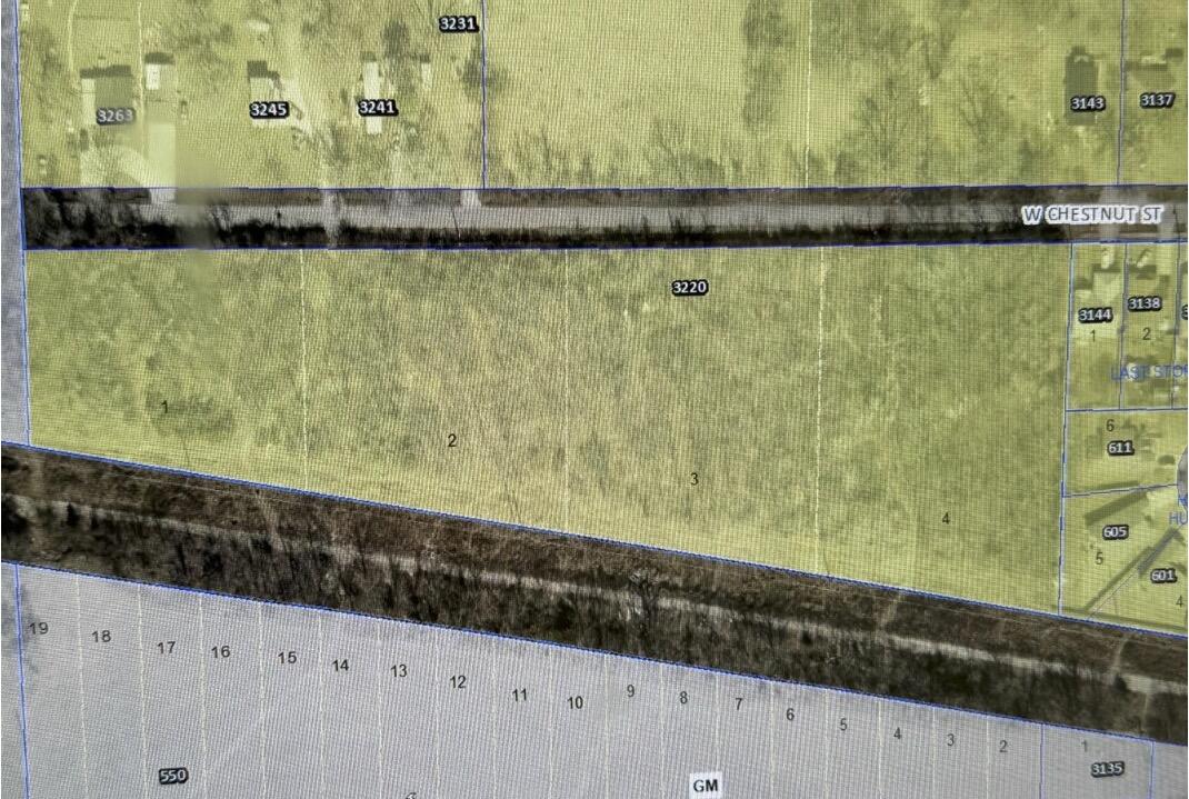 3220 West Chestnut Street Property Photo 3