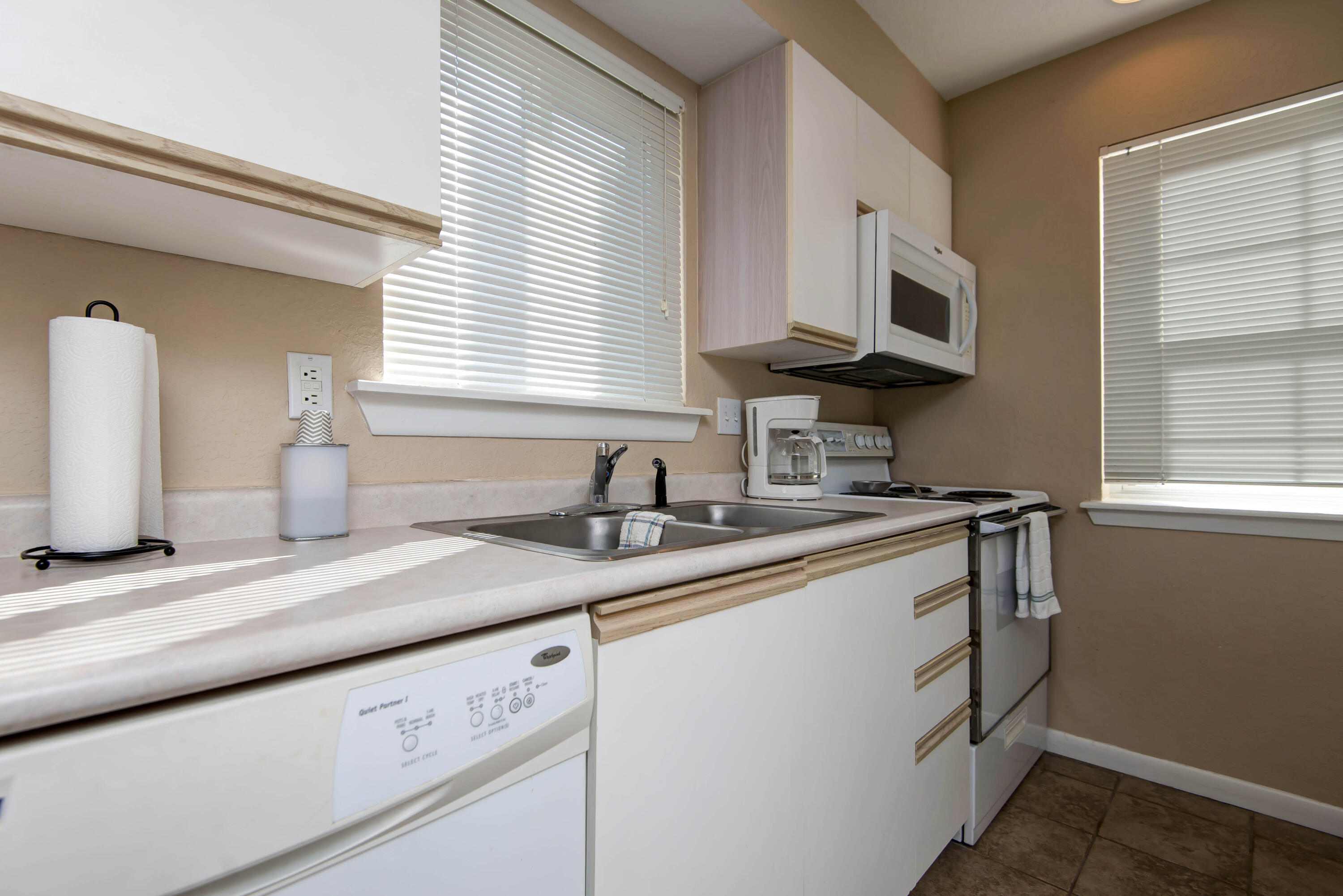204 Westwood Drive Property Photo 10