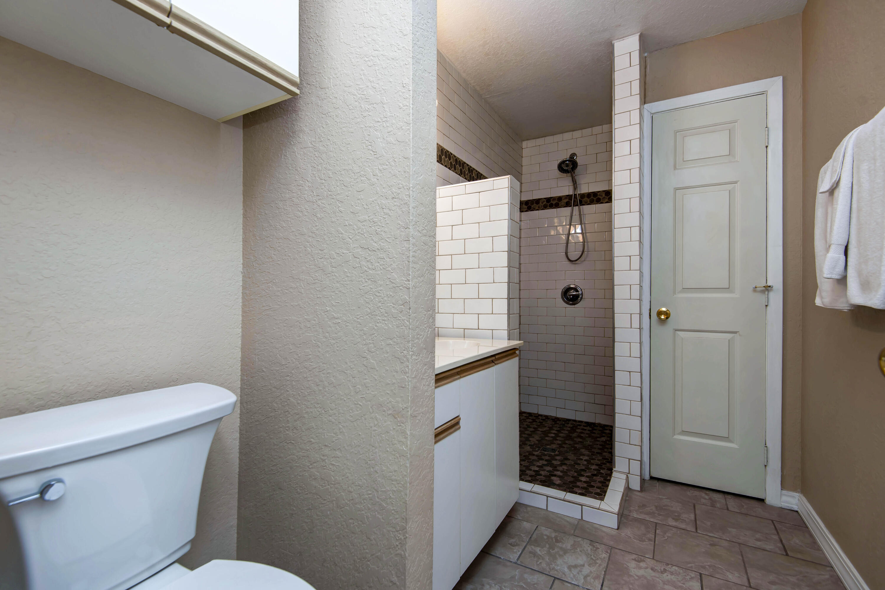 204 Westwood Drive Property Photo 18