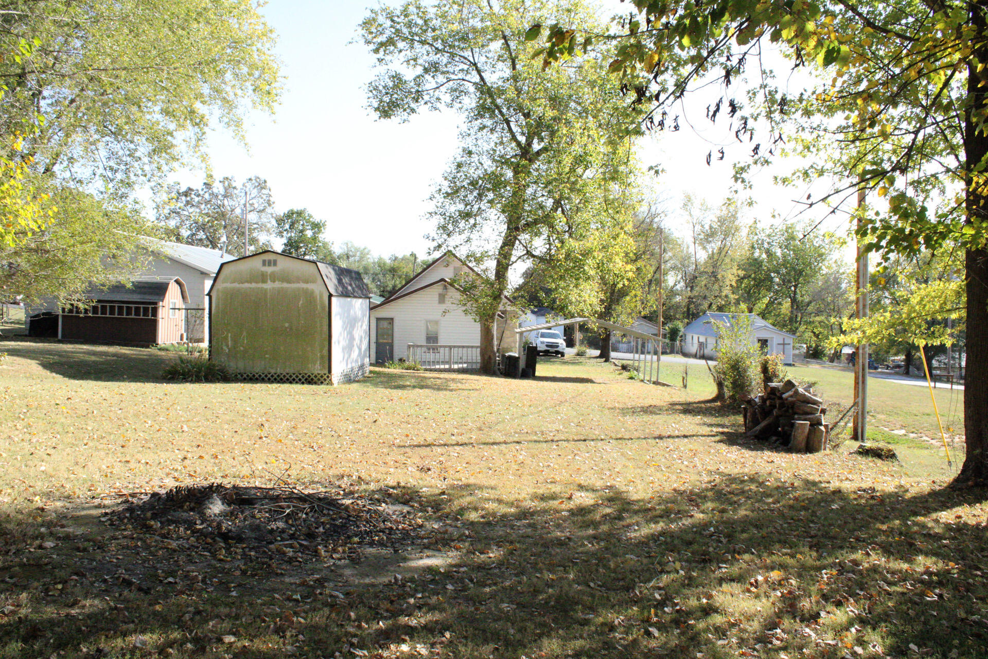 208 East Ava Avenue Property Photo 3