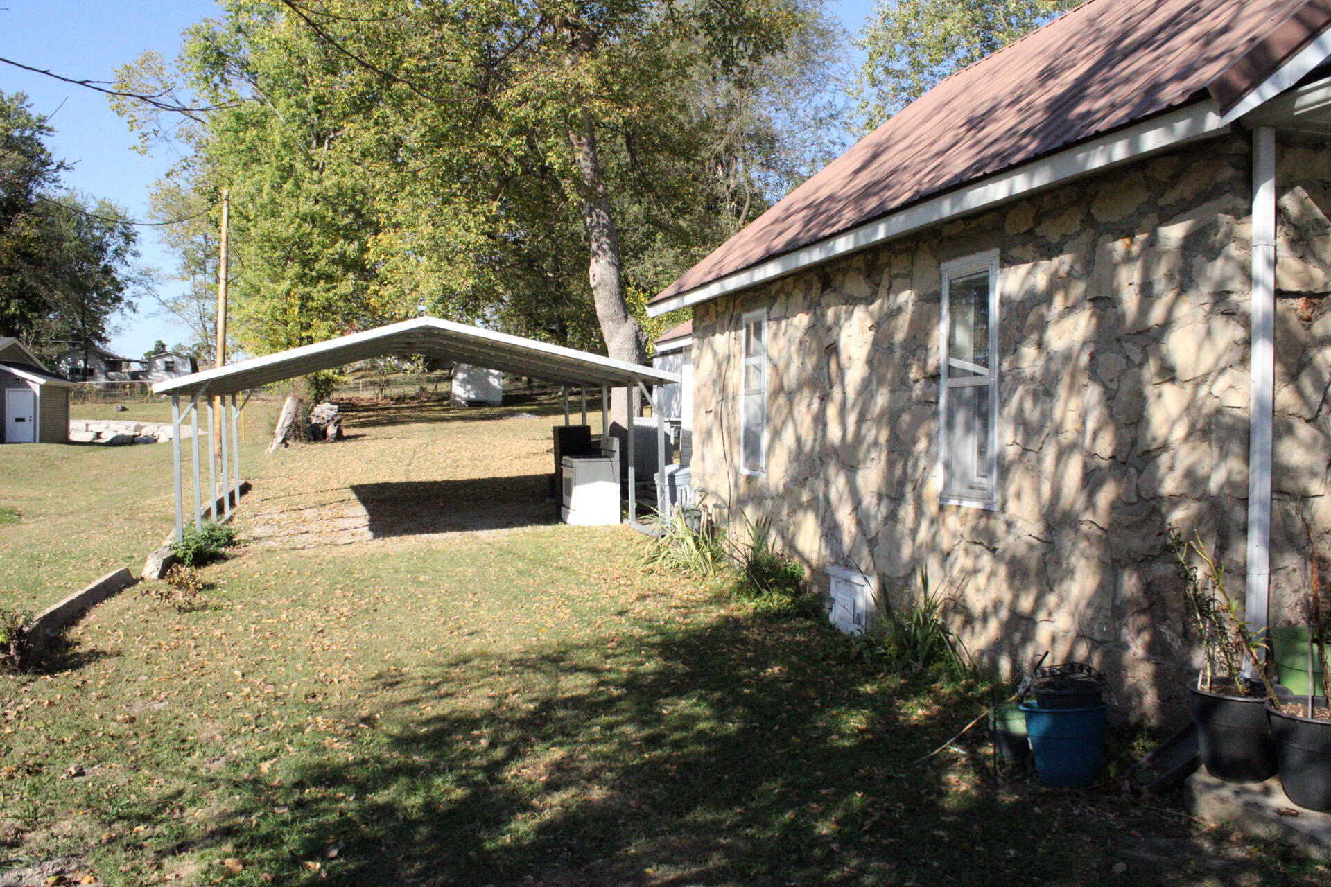 208 East Ava Avenue Property Photo 5