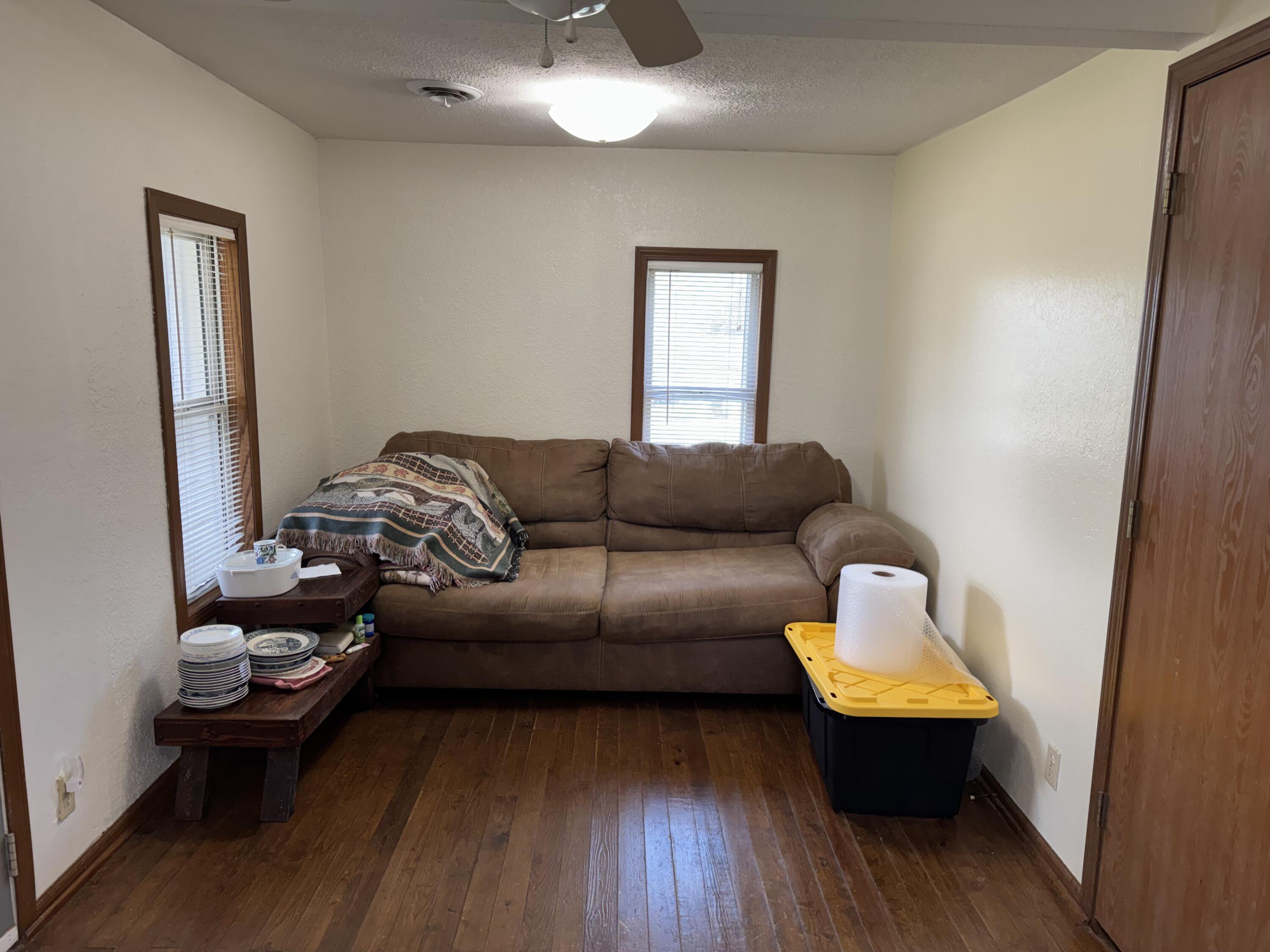 208 East Ava Avenue Property Photo 13