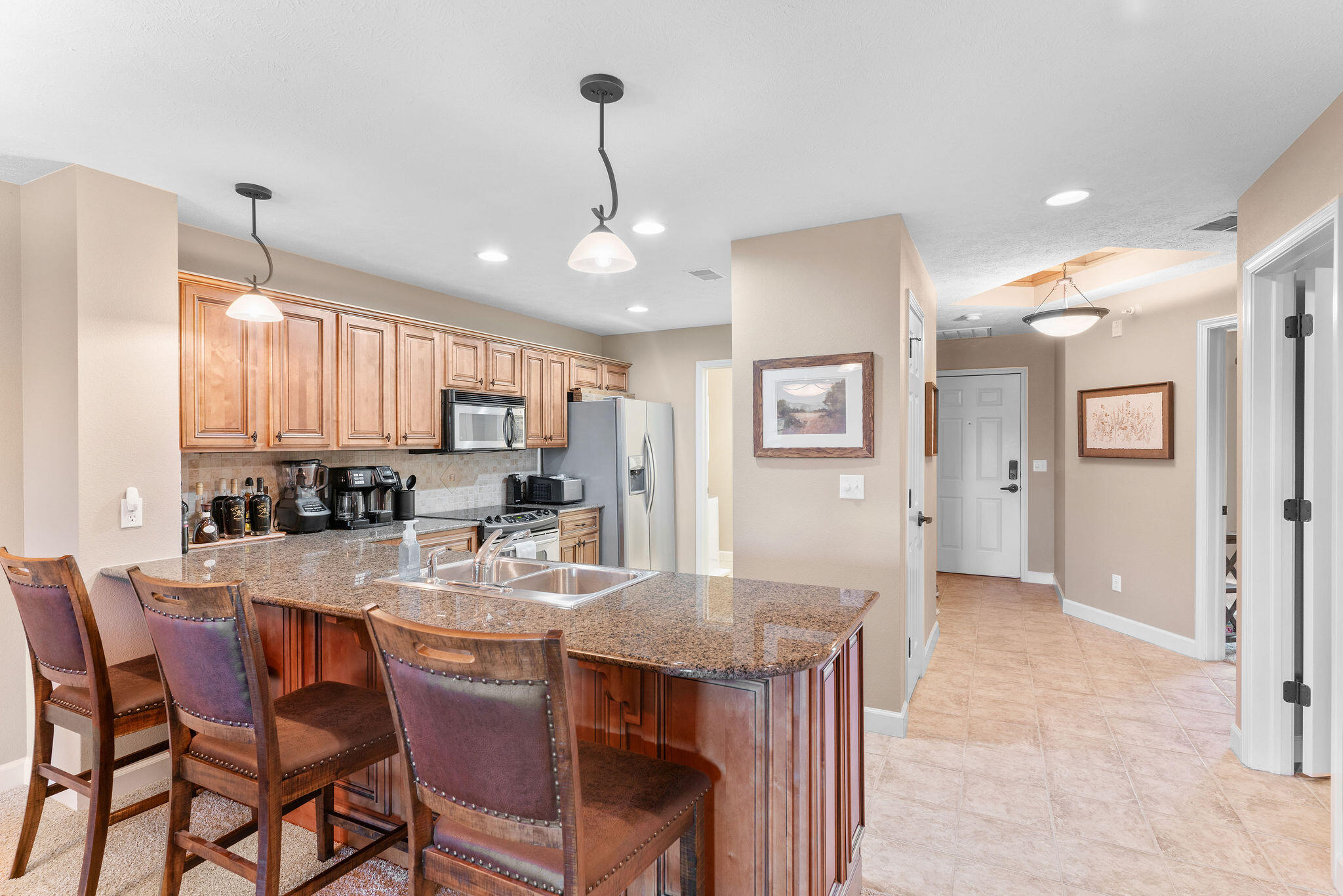 250 Lakewood Drive Property Photo 6