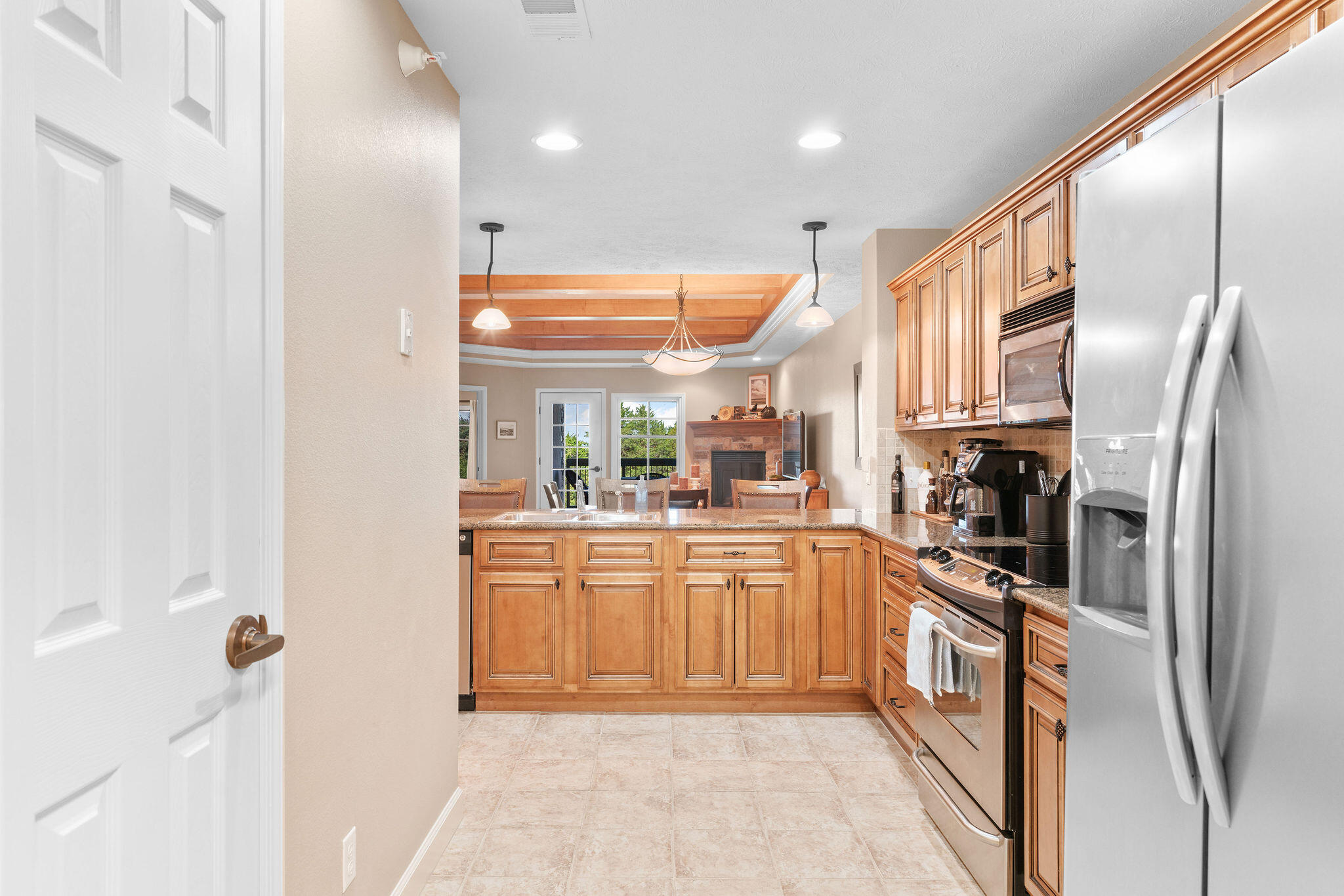 250 Lakewood Drive Property Photo 8