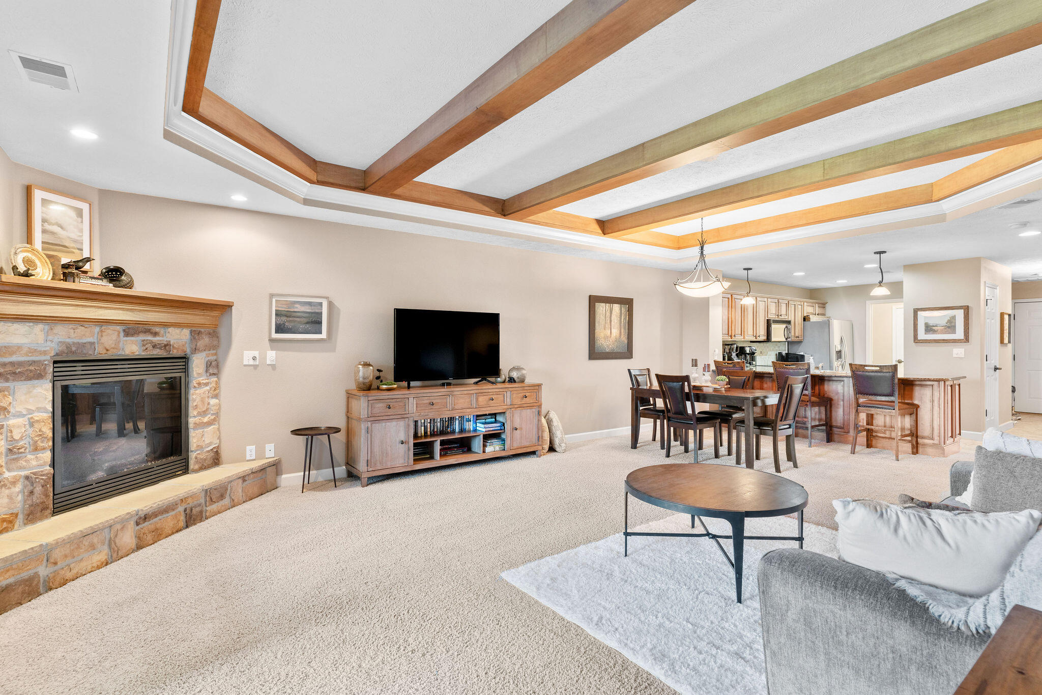 250 Lakewood Drive Property Photo 12