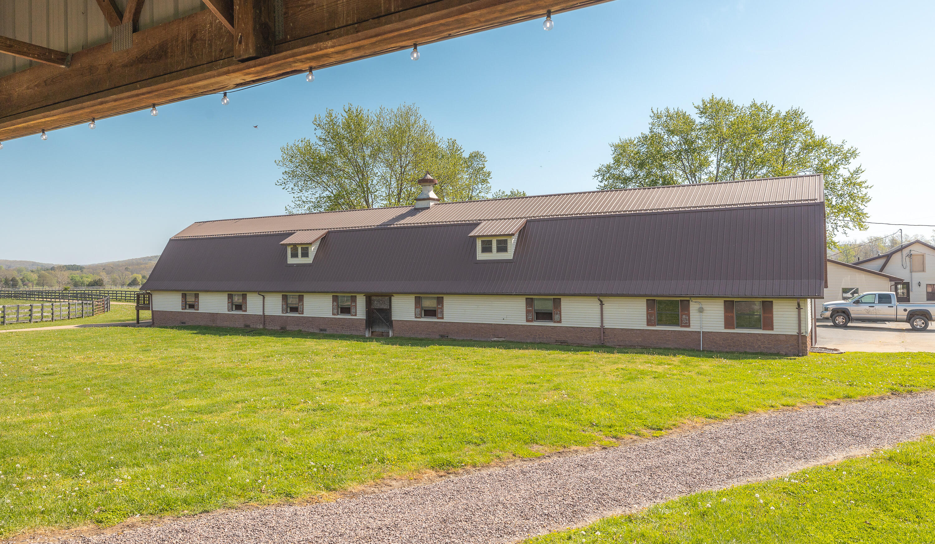260 Kentucky Derby Lane Property Photo 13