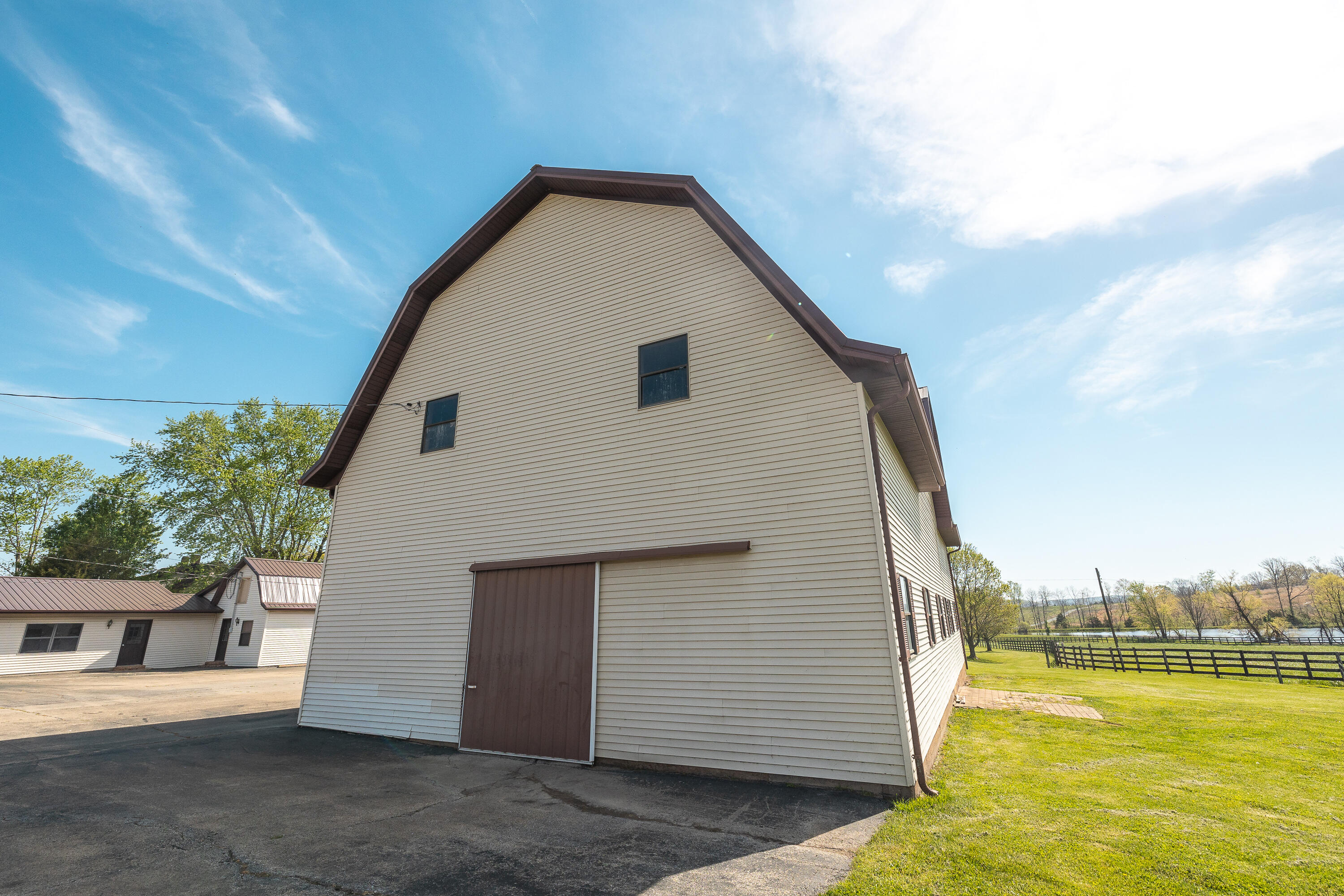 260 Kentucky Derby Lane Property Photo 40