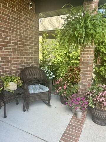 3819 East Brookdale Terrace Property Photo 2