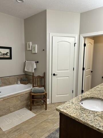 3819 East Brookdale Terrace Property Photo 10