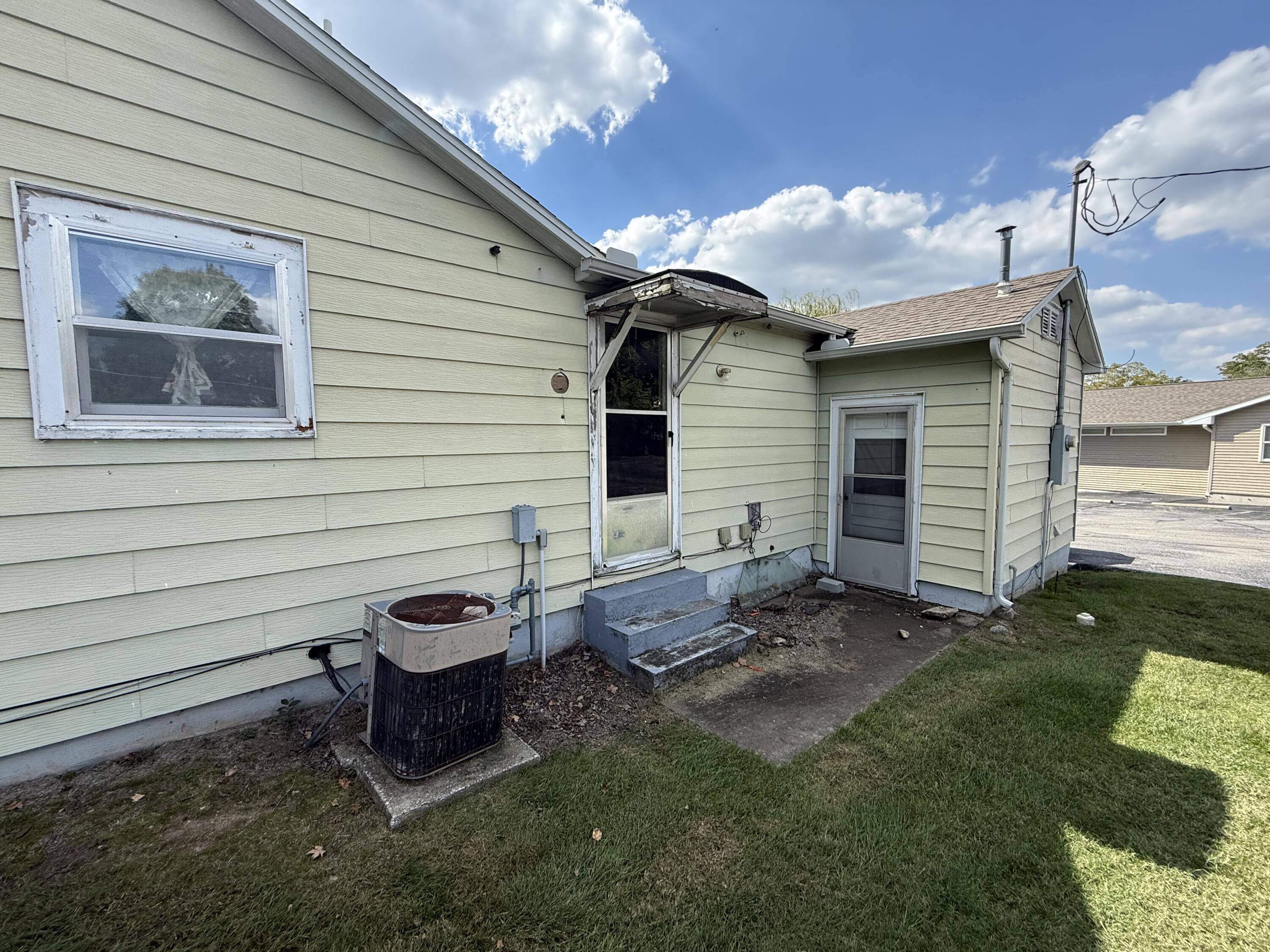 524 East Cherry Street Property Photo 3