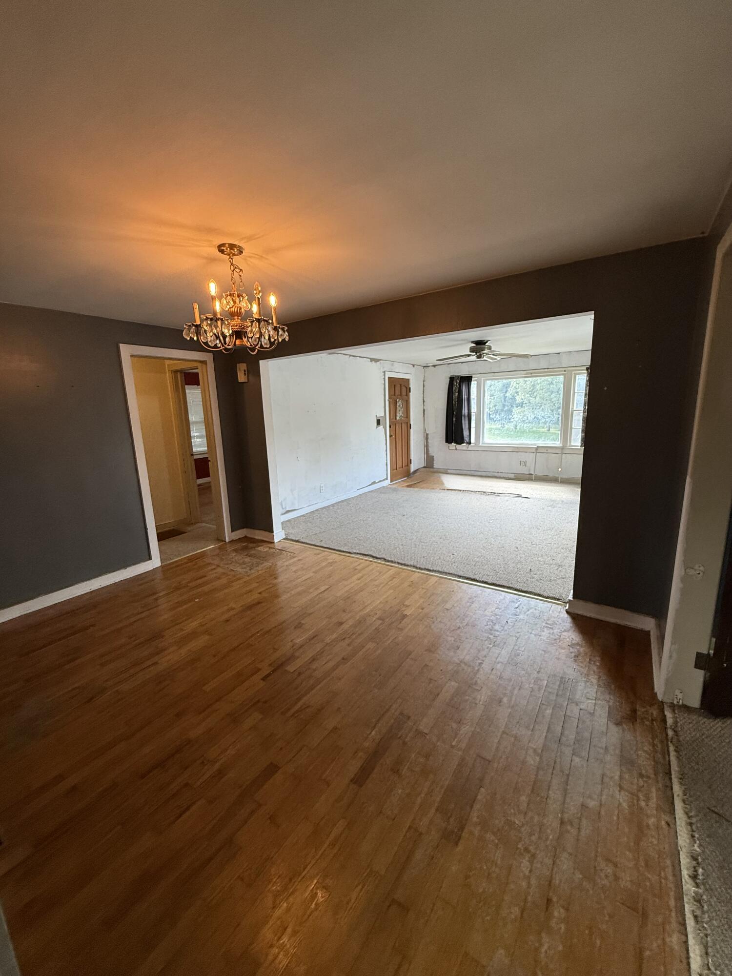 524 East Cherry Street Property Photo 6